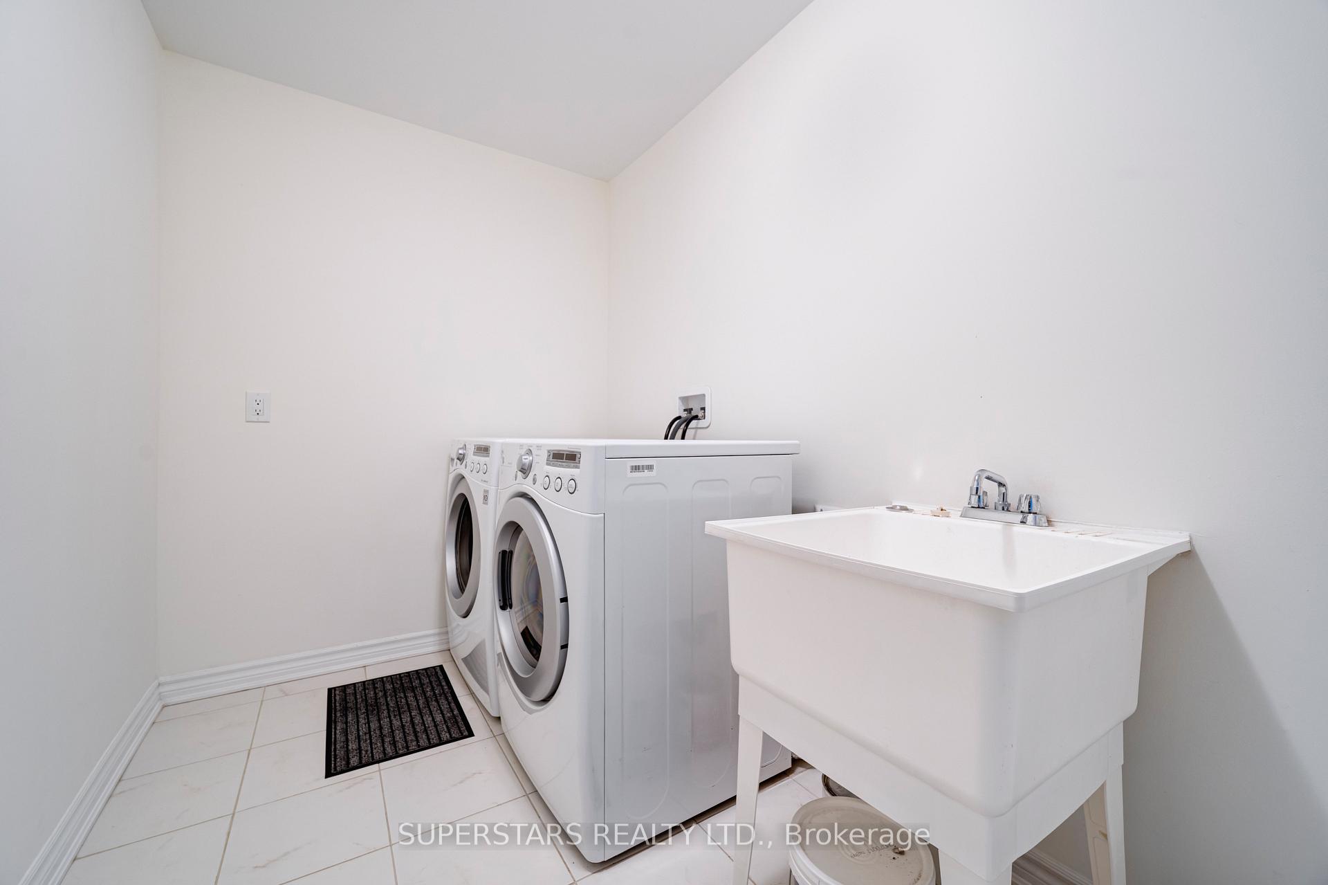 Photo 15 of 241 Rustle Woods Avenue, Markham, Cornell — HOMEH