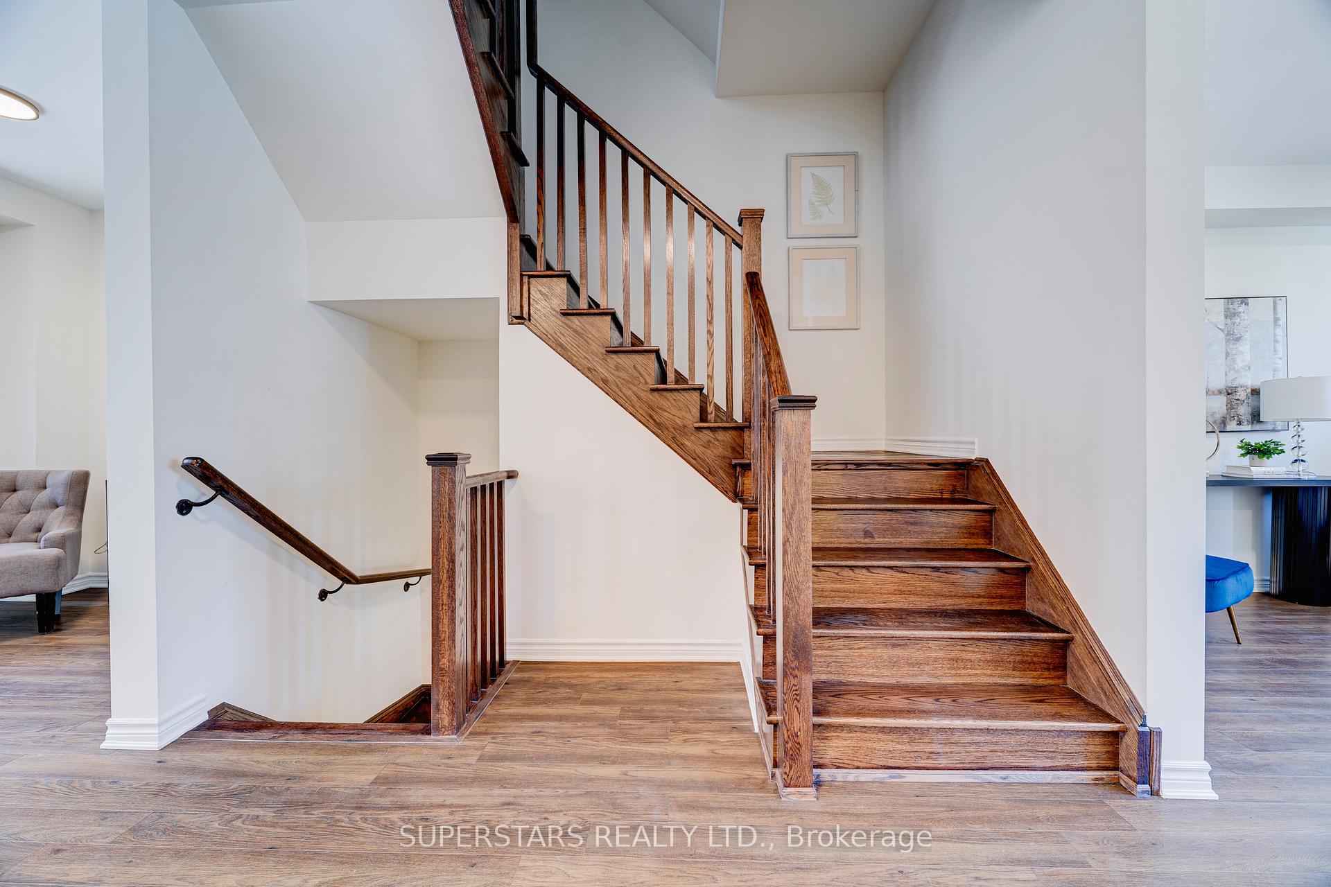 Photo 16 of 241 Rustle Woods Avenue, Markham, Cornell — HOMEH