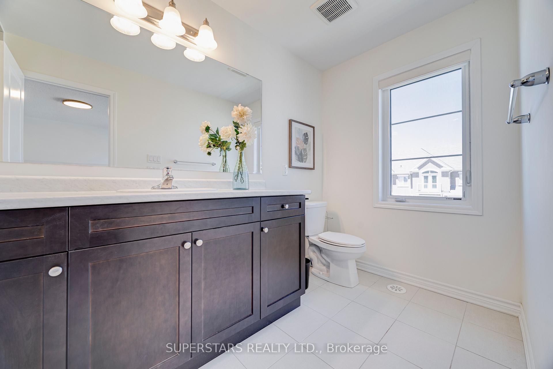 Photo 19 of 241 Rustle Woods Avenue, Markham, Cornell — HOMEH