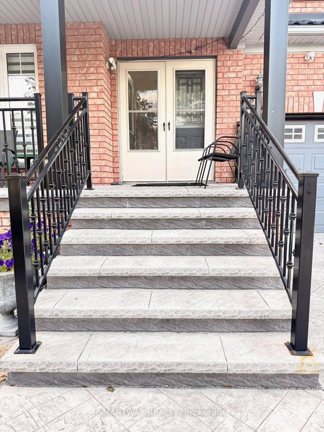 Photo 12 of 4 Blazing Star Drive, Brampton, Sandringham-Wellington North — HOMEH