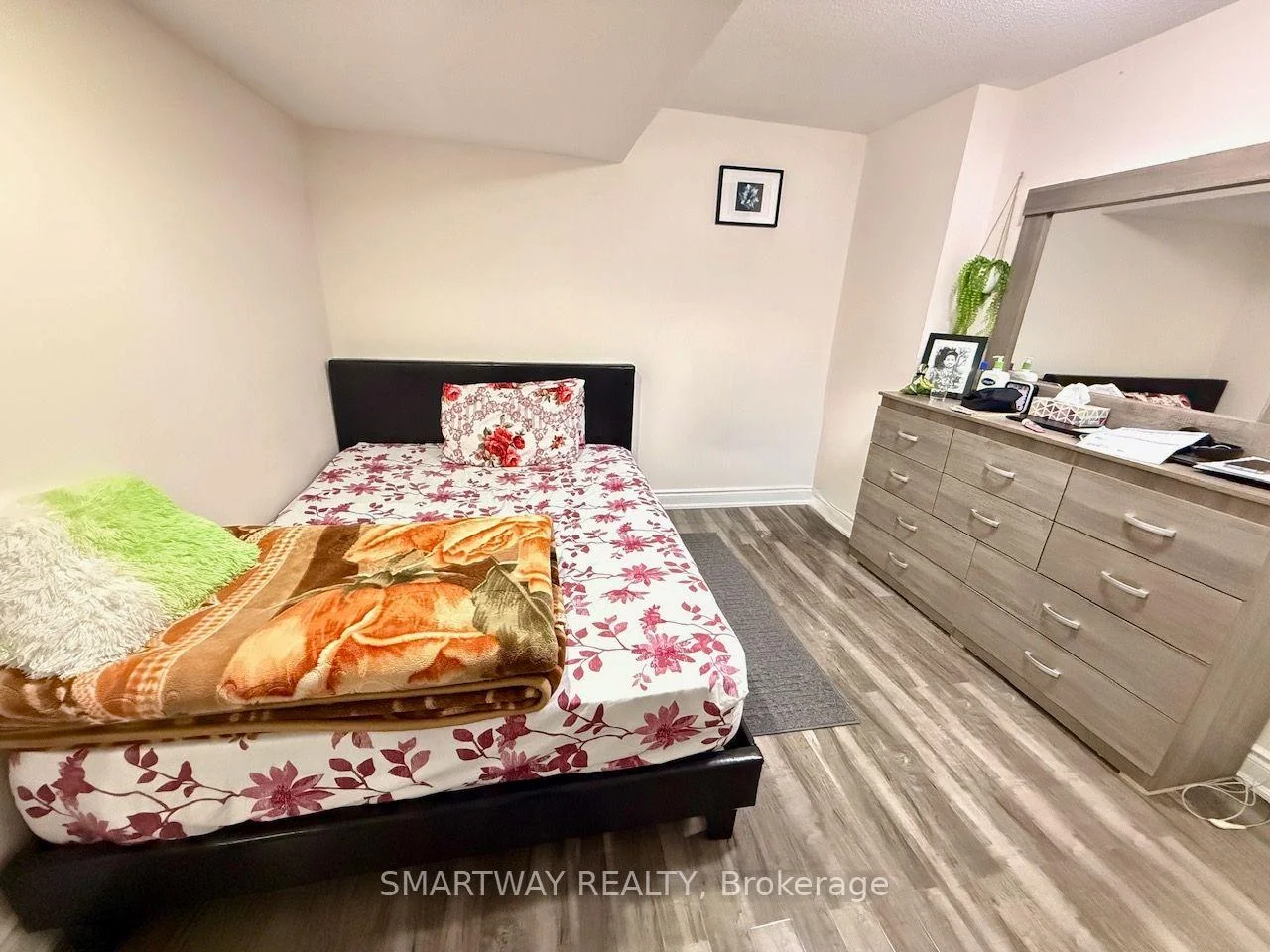 Photo 39 of 4 Blazing Star Drive, Brampton, Sandringham-Wellington North — HOMEH
