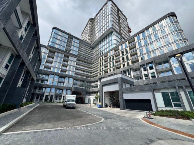 Front of Unit 718, 3240 William Coltson Avenue