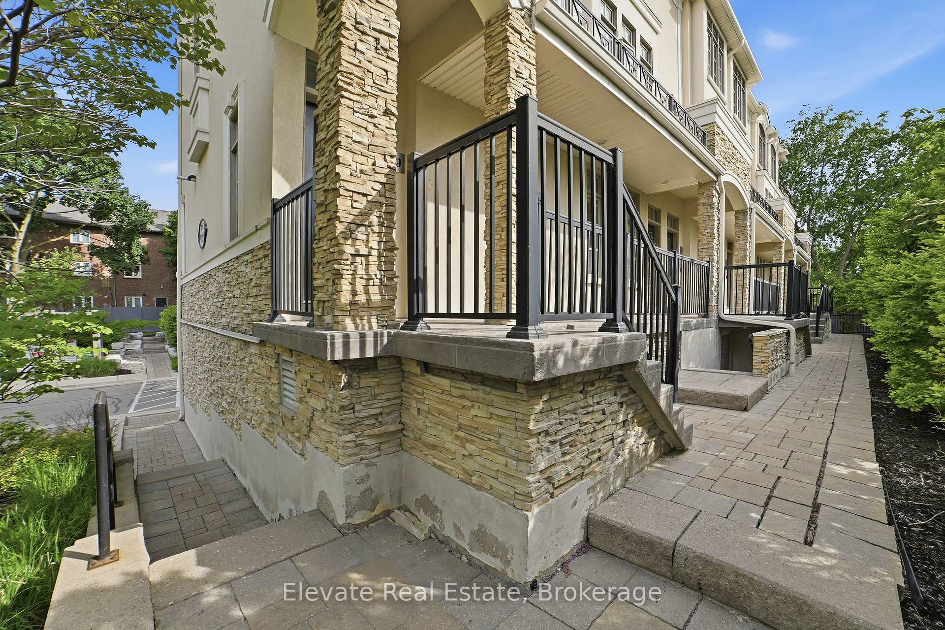 Photo 21 of Unit 24, 3083 Cawthra Road, Mississauga, Applewood — HOMEH