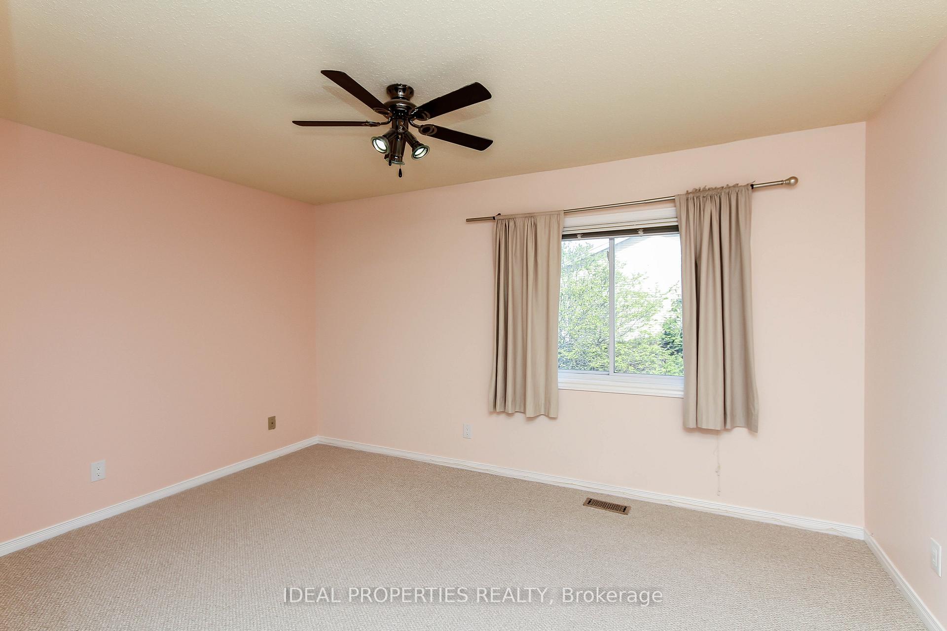 Photo 32 of 39 Huntings End Avenue, Ottawa, Kanata - Bridlewood — HOMEH