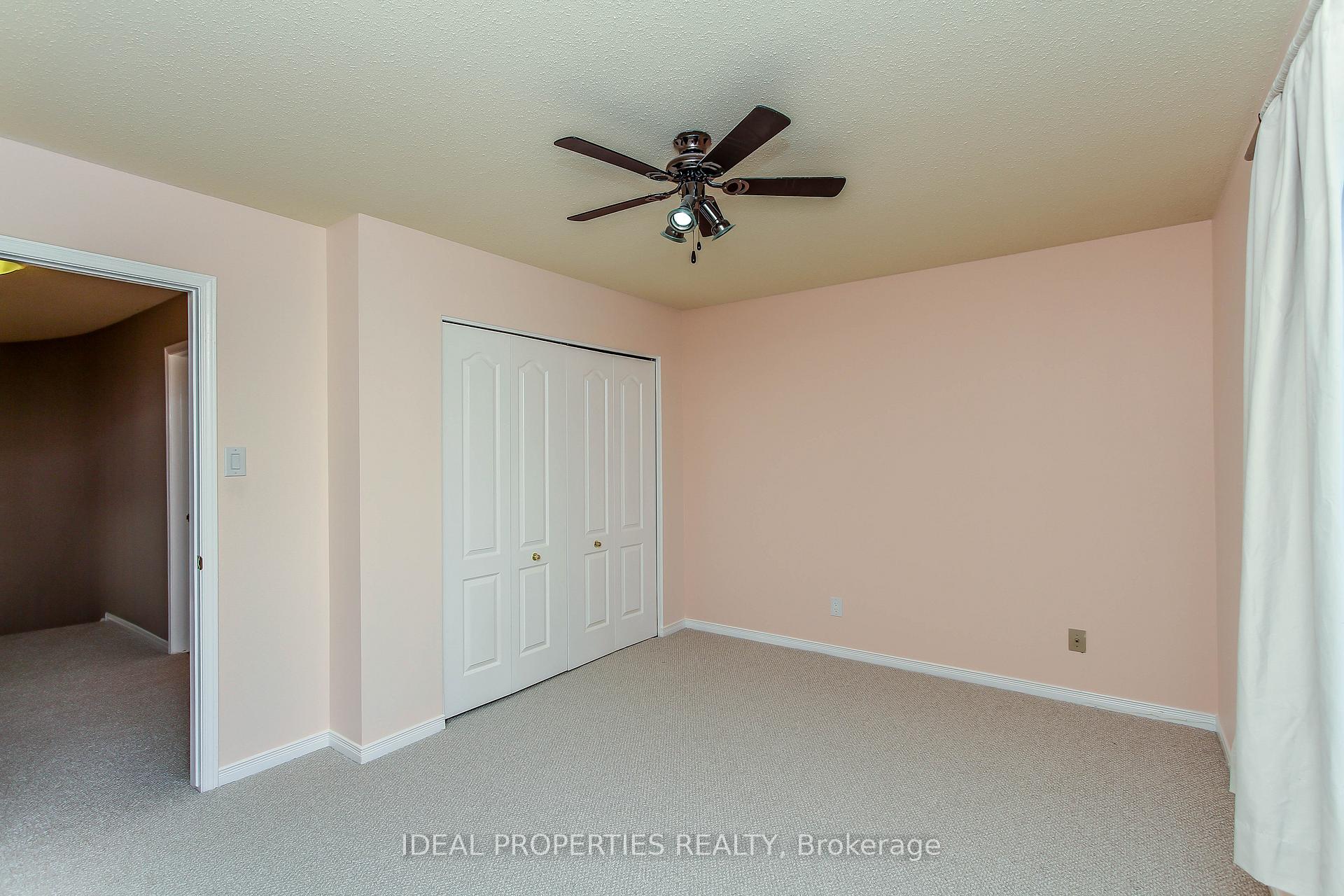 Photo 33 of 39 Huntings End Avenue, Ottawa, Kanata - Bridlewood — HOMEH