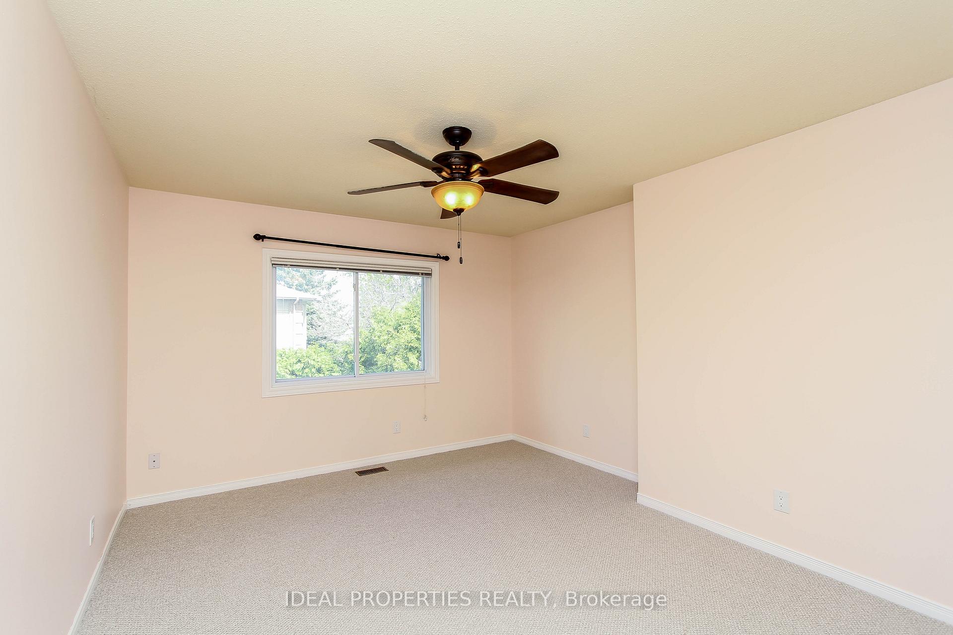 Photo 34 of 39 Huntings End Avenue, Ottawa, Kanata - Bridlewood — HOMEH