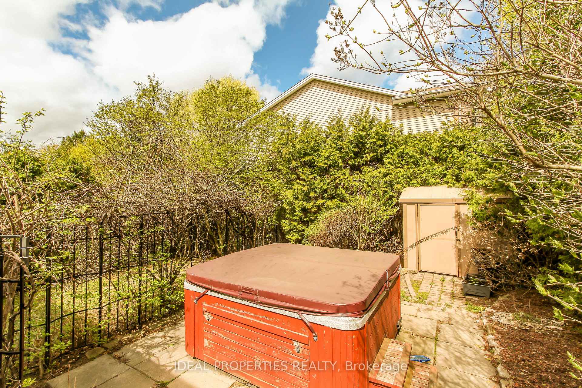 Photo 48 of 39 Huntings End Avenue, Ottawa, Kanata - Bridlewood — HOMEH