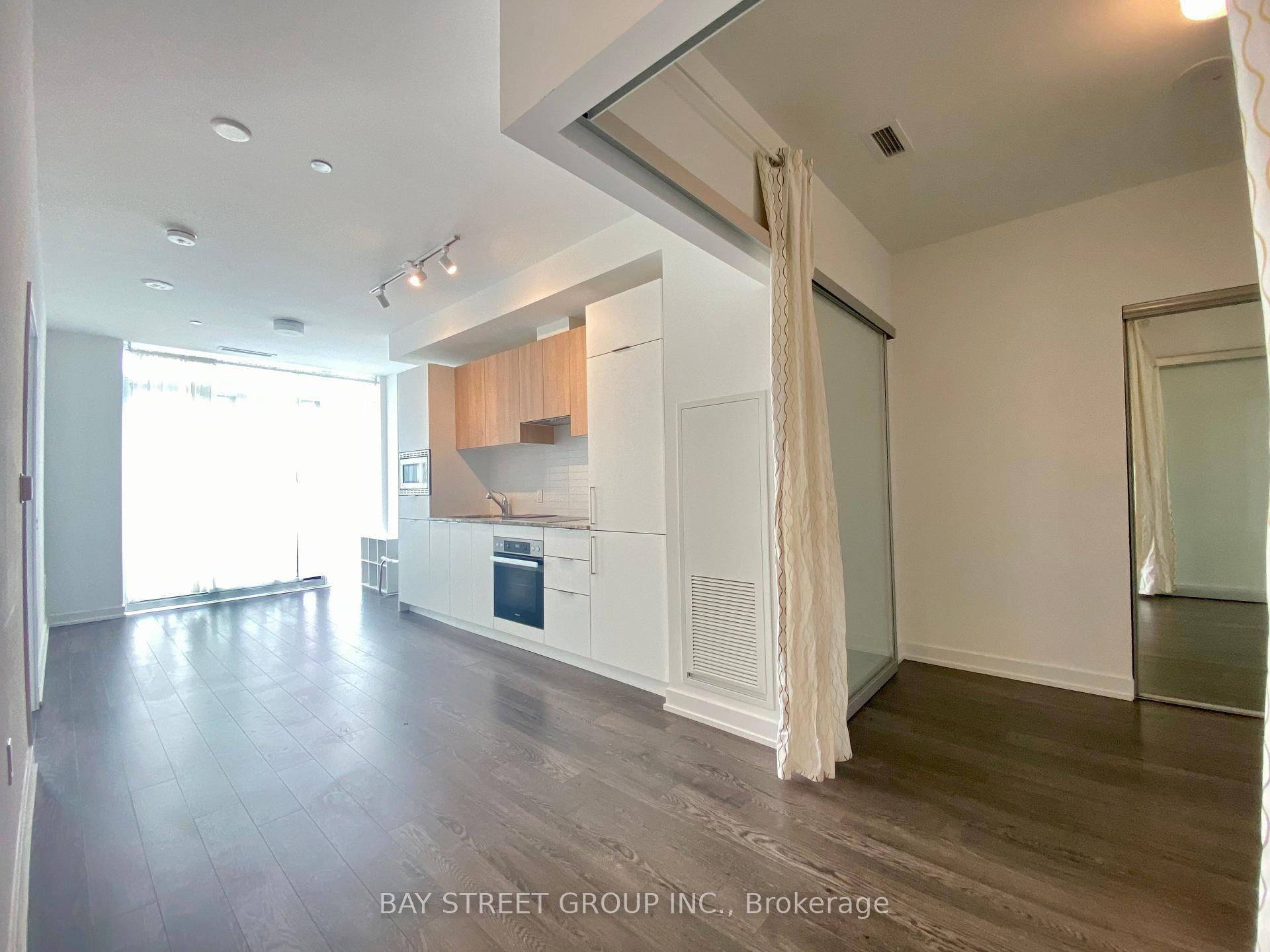 Photo 6 of Unit 1613, 20 O'Neill Road, North York, Banbury-Don Mills — HOMEH