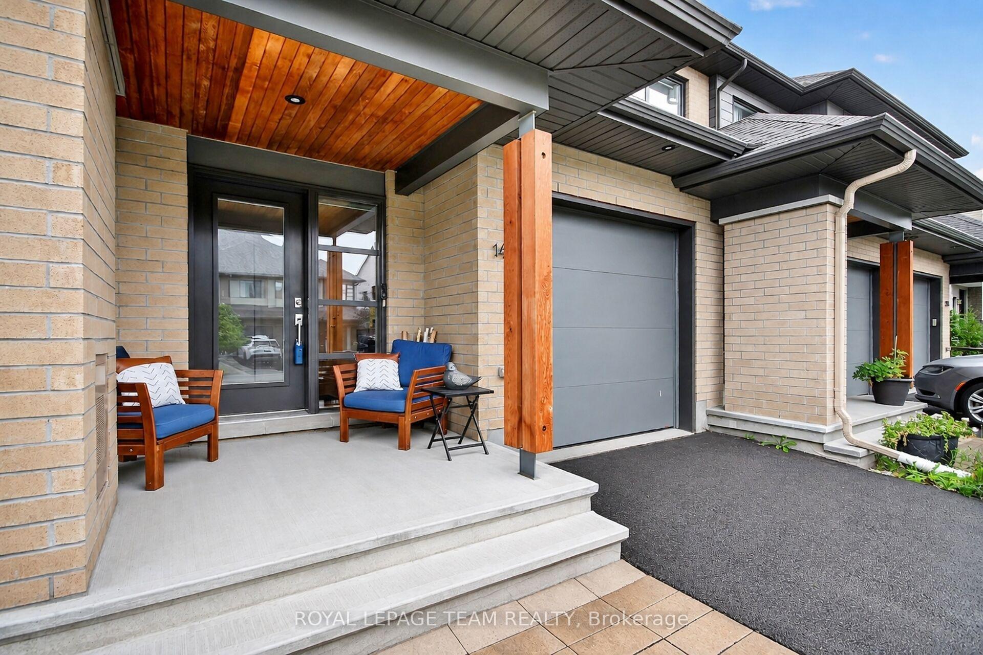 Photo 2 of 140 Larimar Circle, Ottawa, Riverside South/Gloucester Glen — HOMEH
