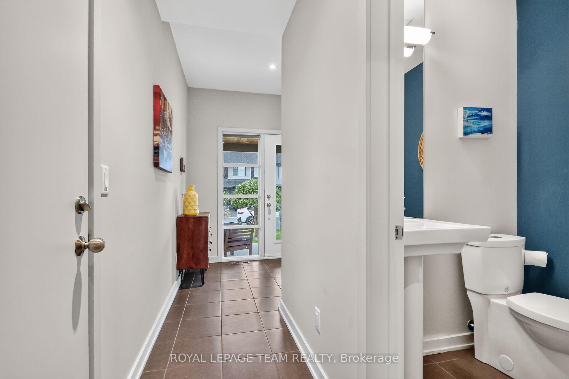 Photo 5 of 140 Larimar Circle, Ottawa, Riverside South/Gloucester Glen — HOMEH