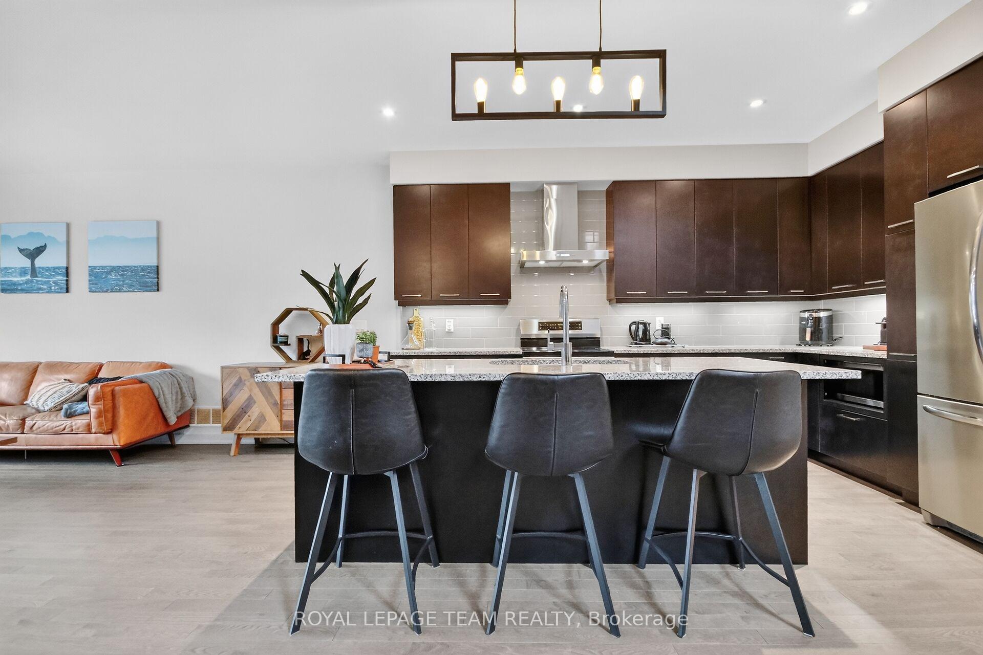 Photo 15 of 140 Larimar Circle, Ottawa, Riverside South/Gloucester Glen — HOMEH