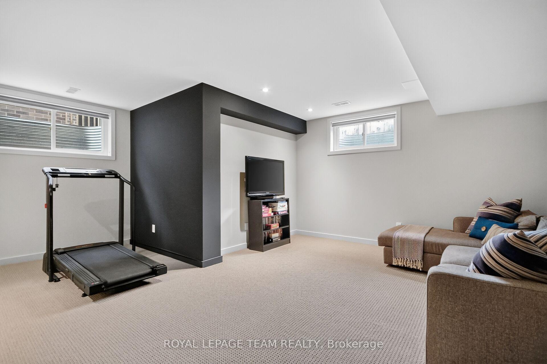 Photo 45 of 140 Larimar Circle, Ottawa, Riverside South/Gloucester Glen — HOMEH