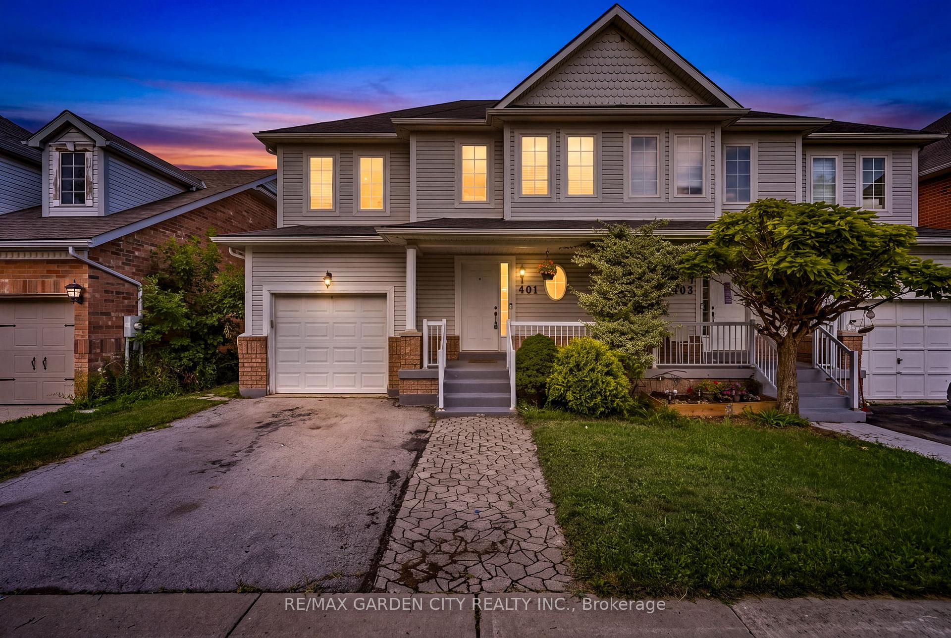 Photo of 401 Wright Crescent