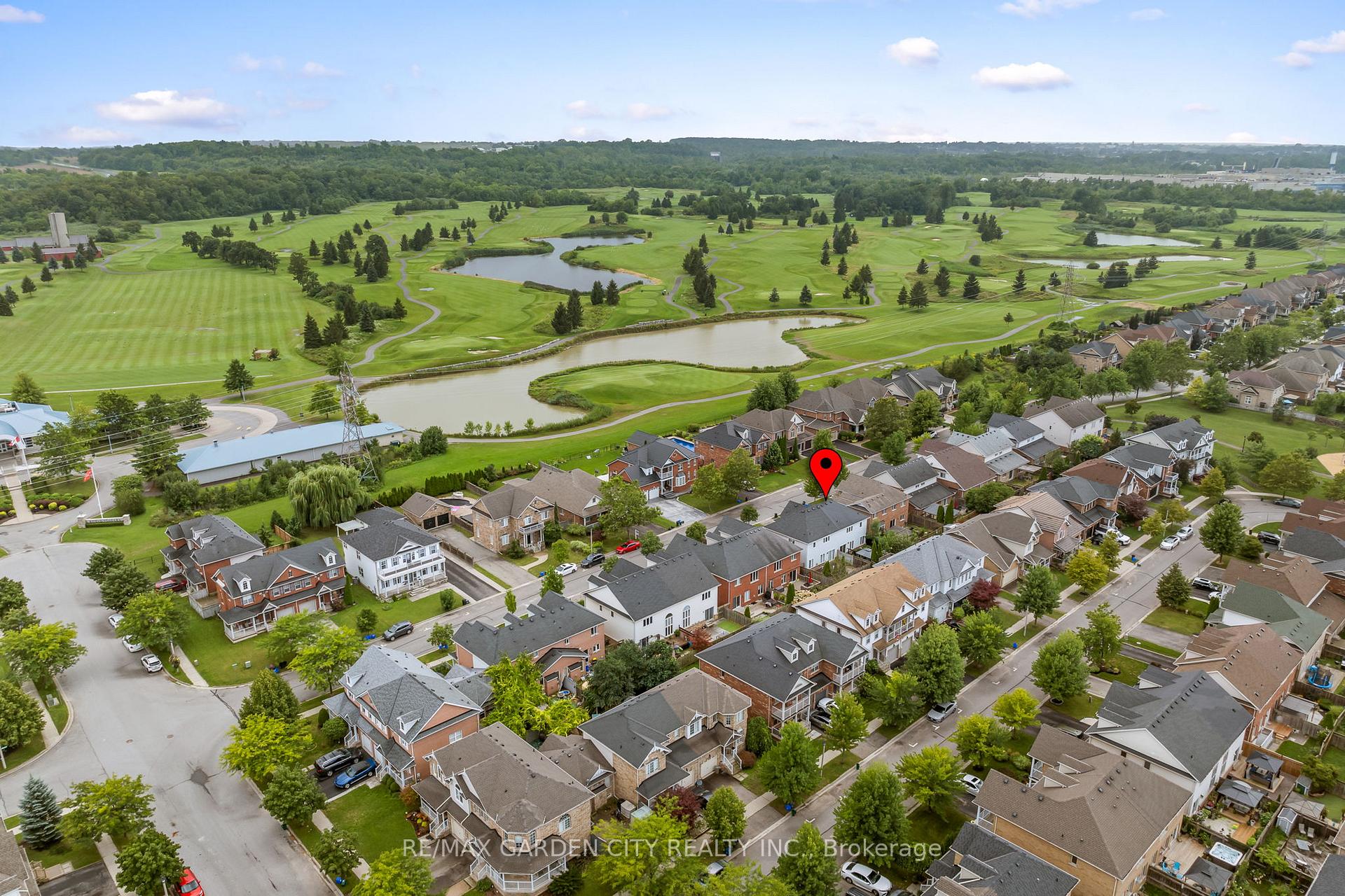 Photo 6 of 401 Wright Crescent, Niagara-on-the-Lake, Glendale — HOMEH