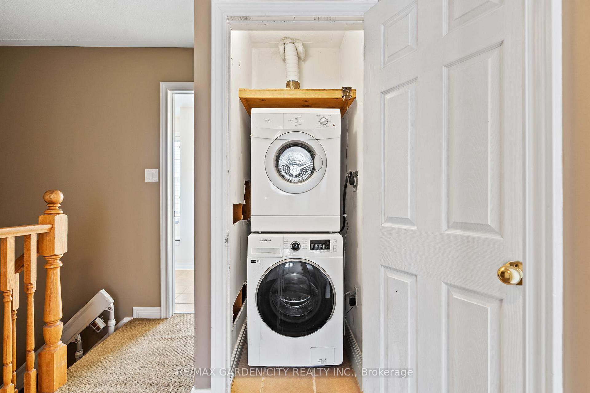 Photo 27 of 401 Wright Crescent, Niagara-on-the-Lake, Glendale — HOMEH