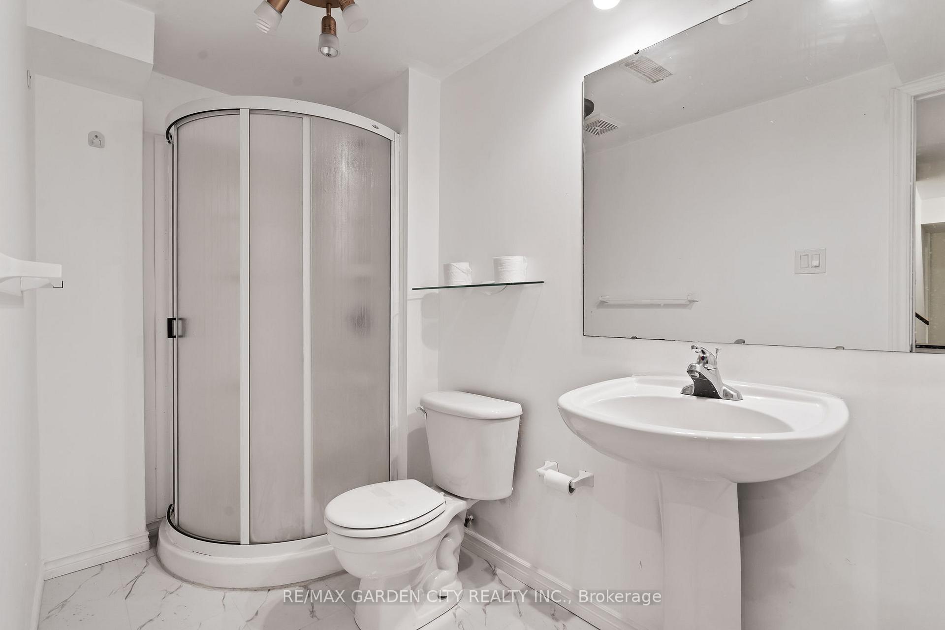 Photo 31 of 401 Wright Crescent, Niagara-on-the-Lake, Glendale — HOMEH