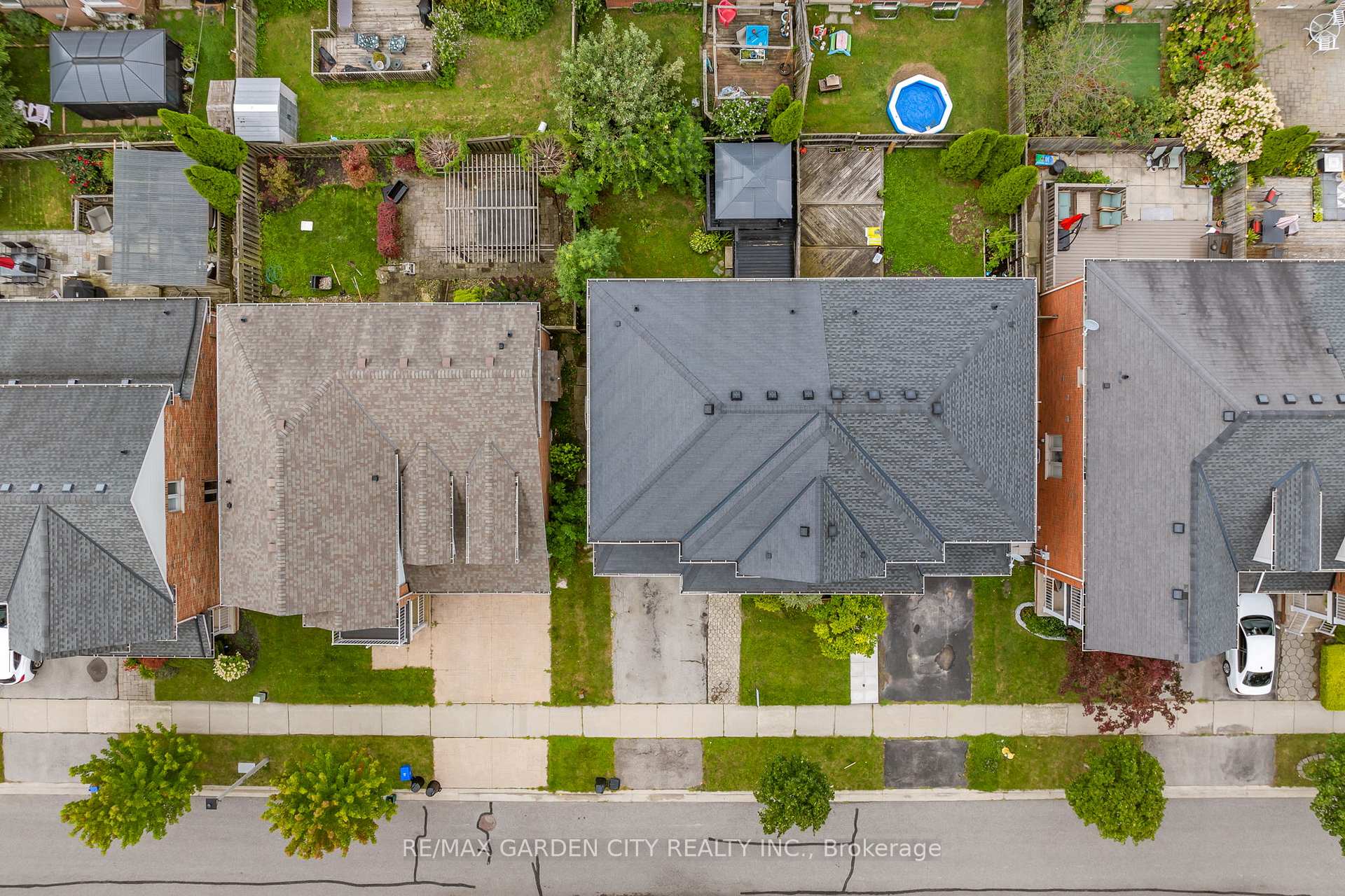 Photo 36 of 401 Wright Crescent, Niagara-on-the-Lake, Glendale — HOMEH