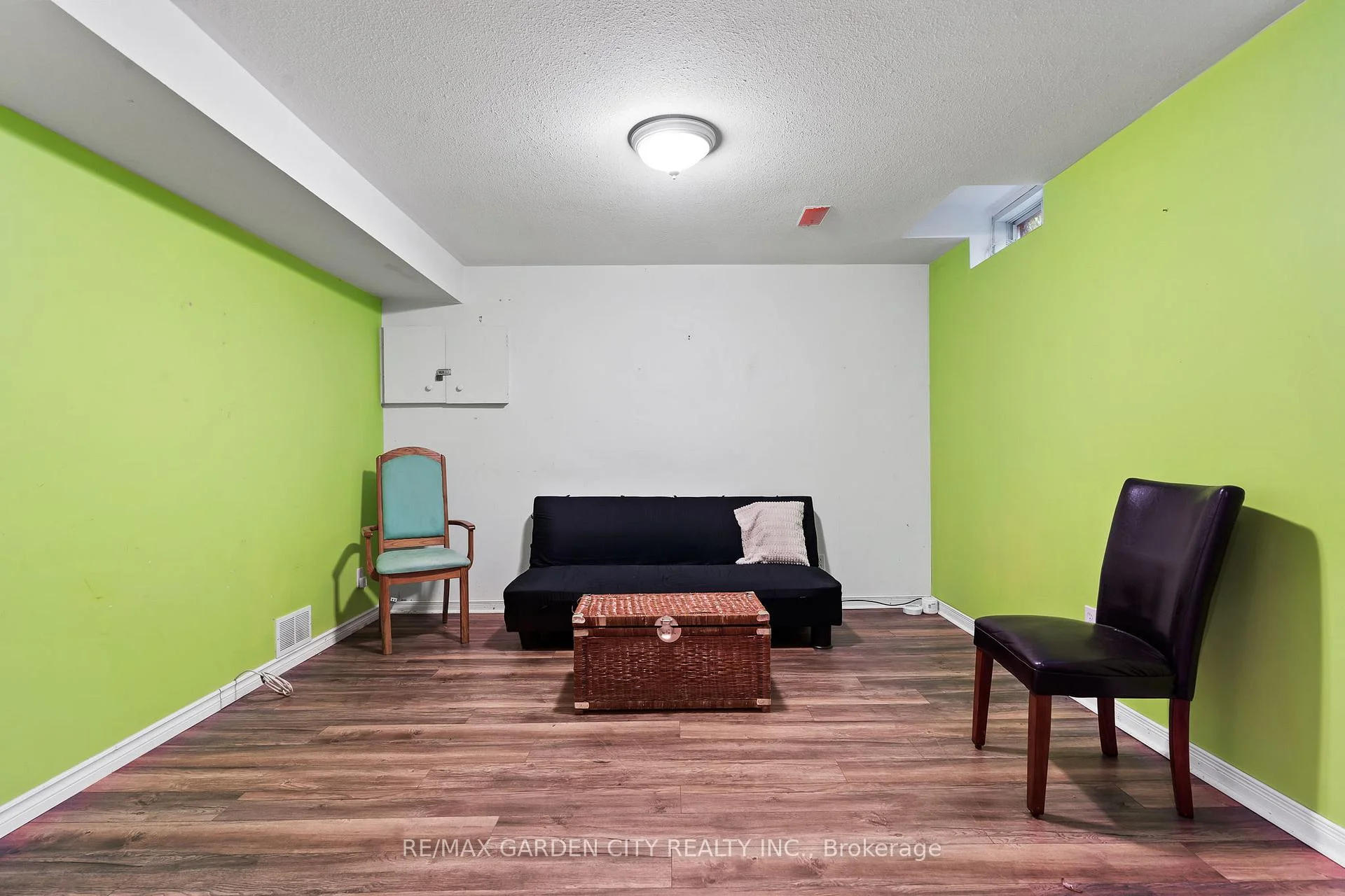 Photo 30 of 401 Wright Crescent, Niagara-on-the-Lake, Glendale — HOMEH