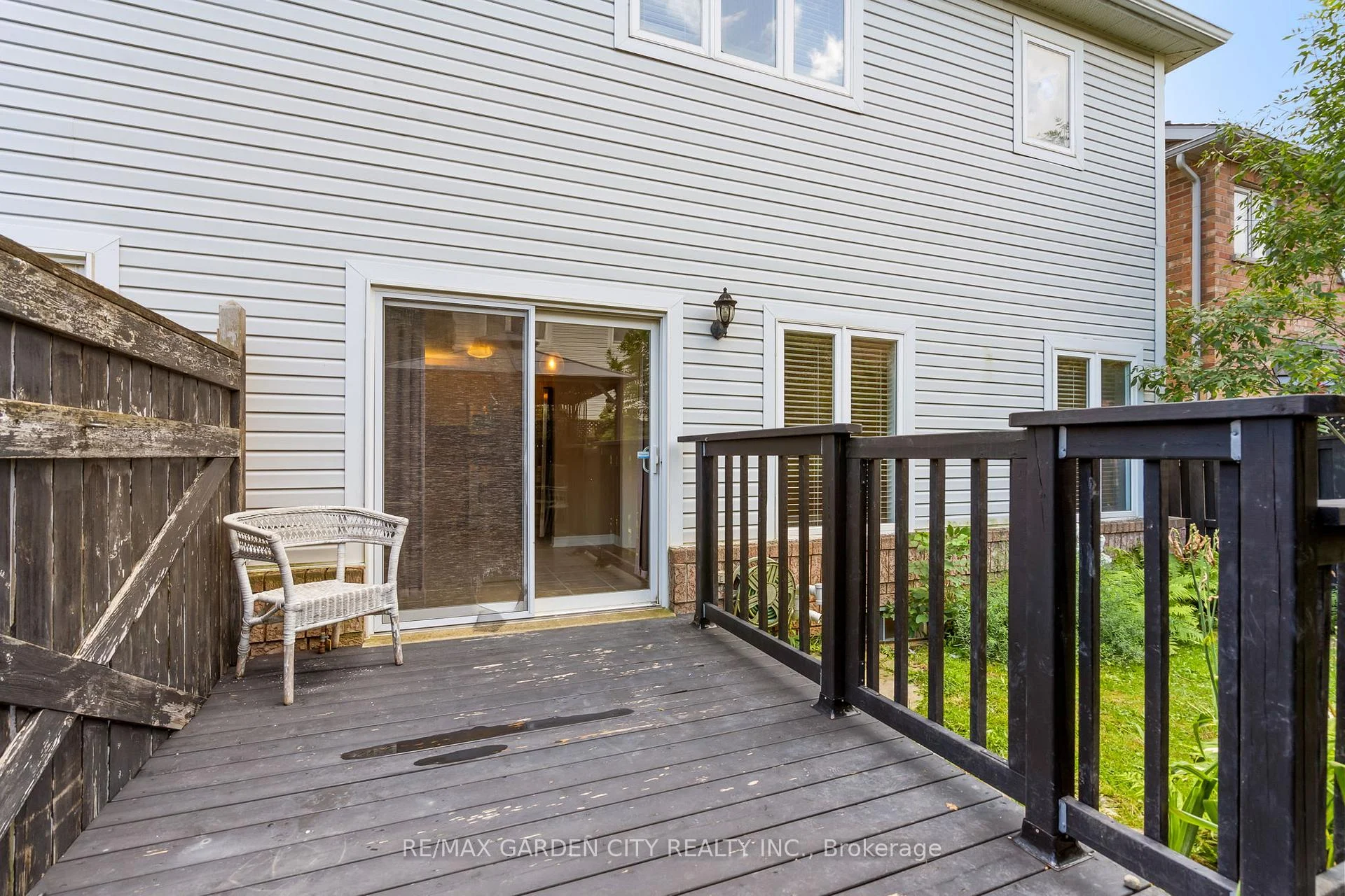 Photo 34 of 401 Wright Crescent, Niagara-on-the-Lake, Glendale — HOMEH