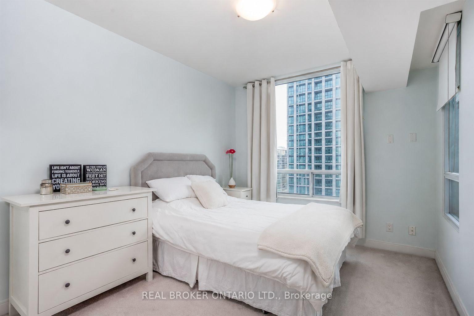 Photo 7 of Unit 1304, 88 Broadway Avenue, Toronto, Mount Pleasant West — HOMEH