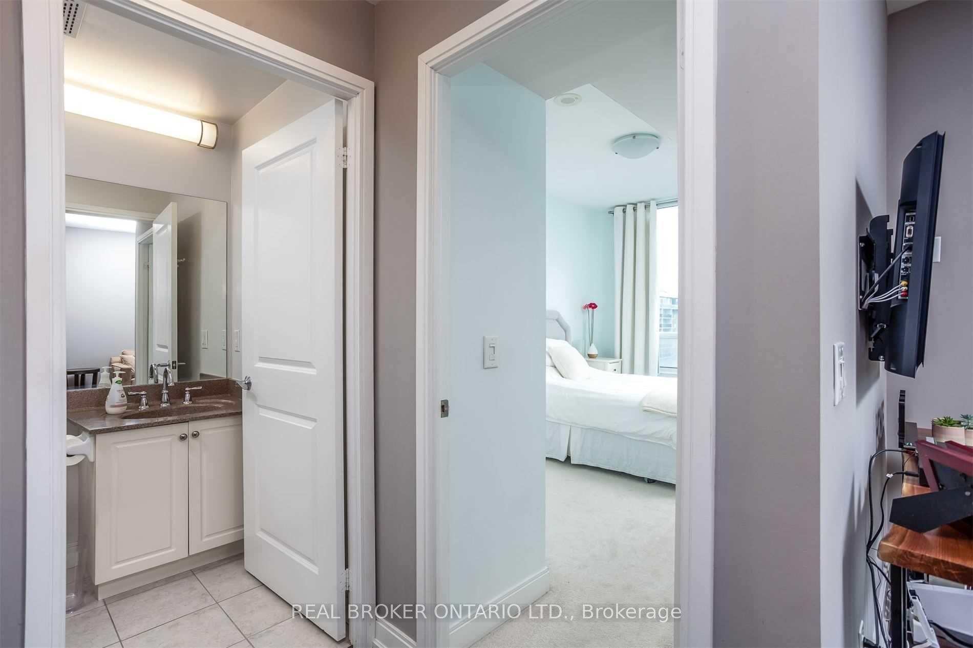 Photo 9 of Unit 1304, 88 Broadway Avenue, Toronto, Mount Pleasant West — HOMEH
