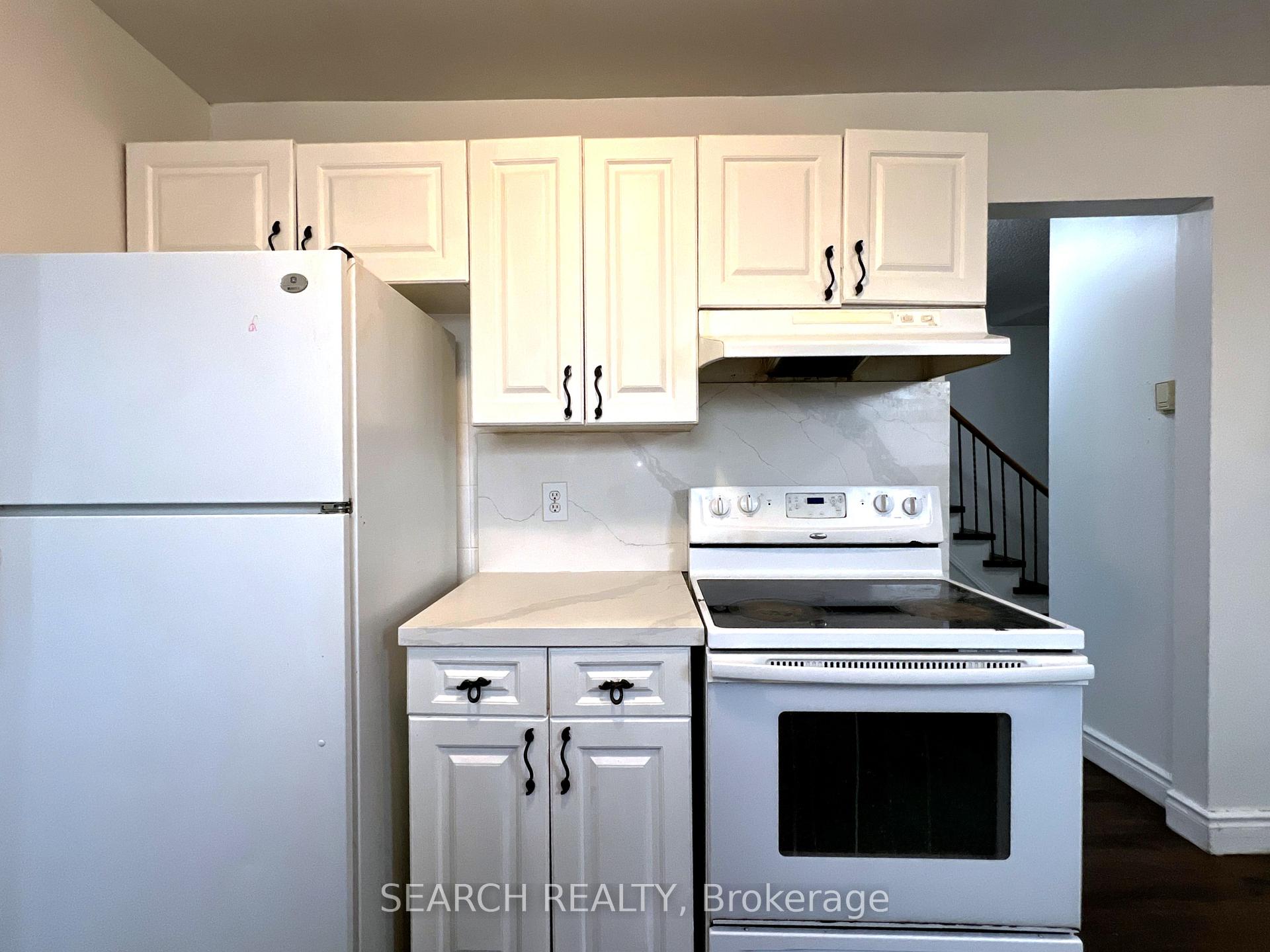 Photo 7 of 93 Martindale Crescent, Brampton, Brampton West — HOMEH