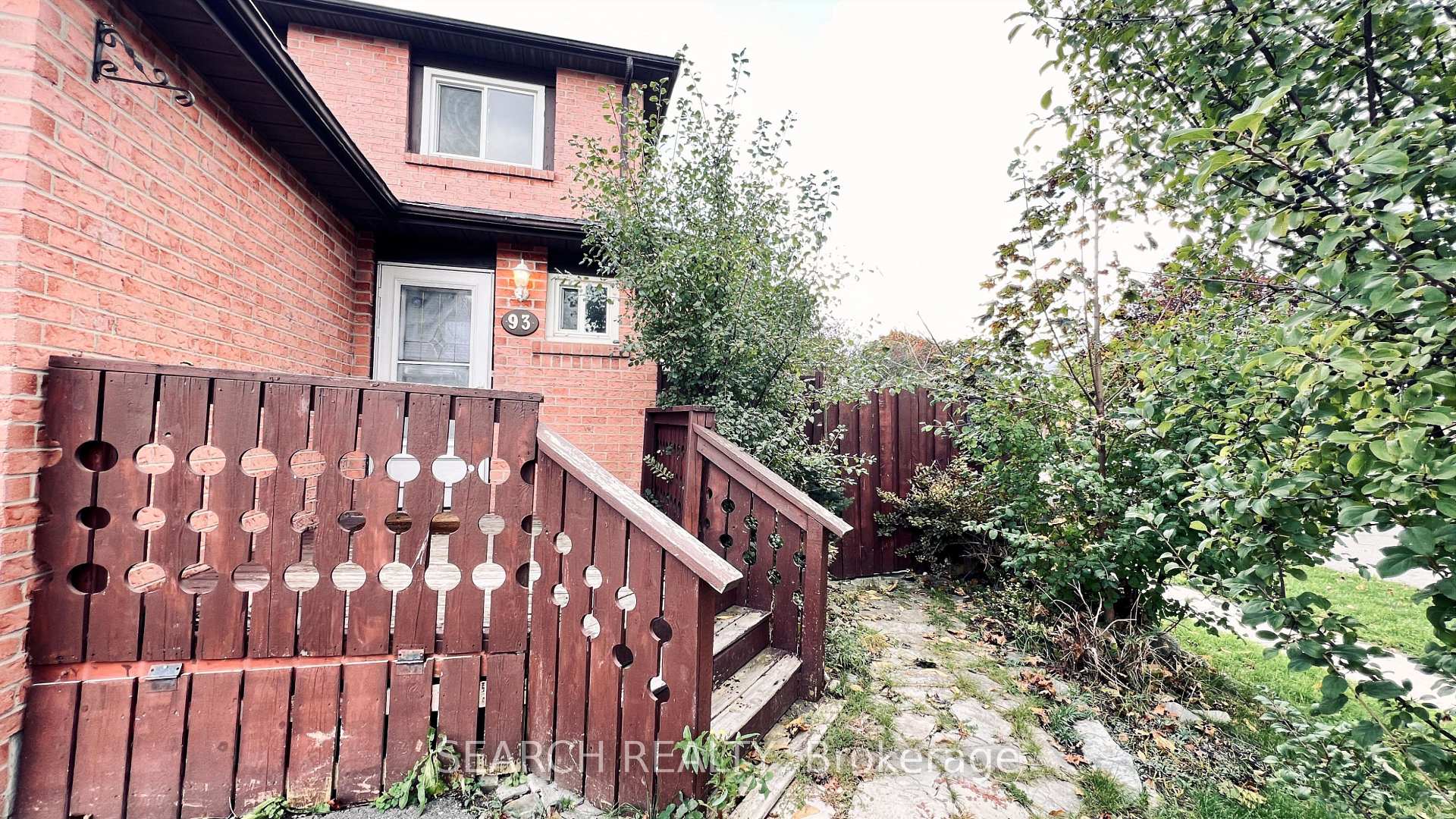 Photo 24 of 93 Martindale Crescent, Brampton, Brampton West — HOMEH