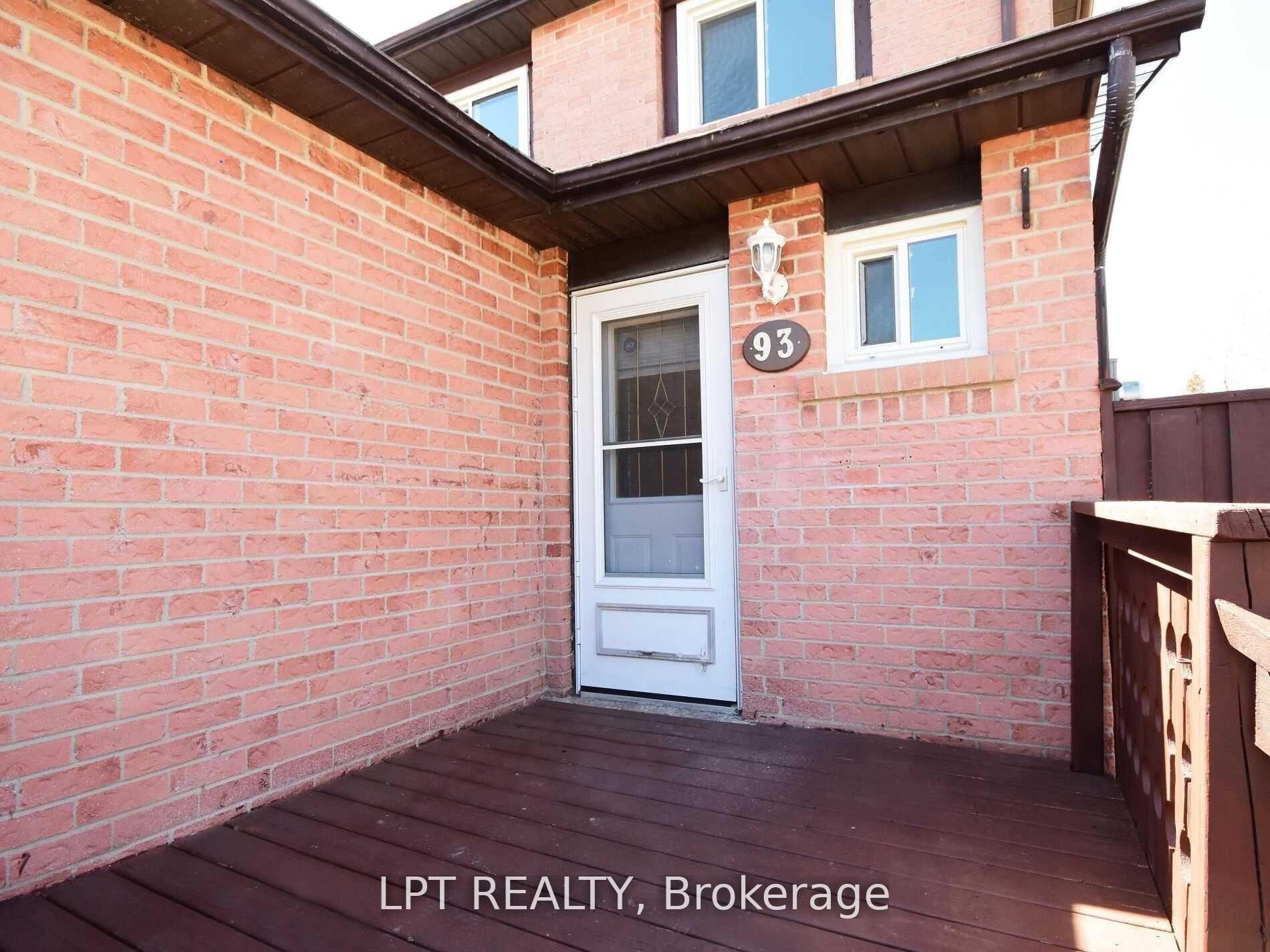 Photo 4 of 93 Martindale Crescent, Brampton, Brampton West — HOMEH