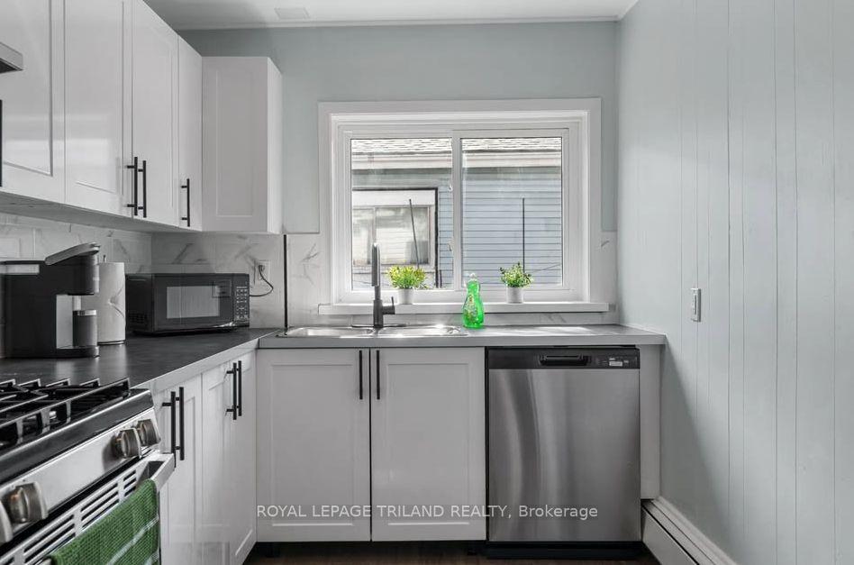 Photo 11 of Unit 2, 469 Grey Street, London, East K — HOMEH