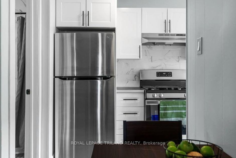 Photo 13 of Unit 2, 469 Grey Street, London, East K — HOMEH