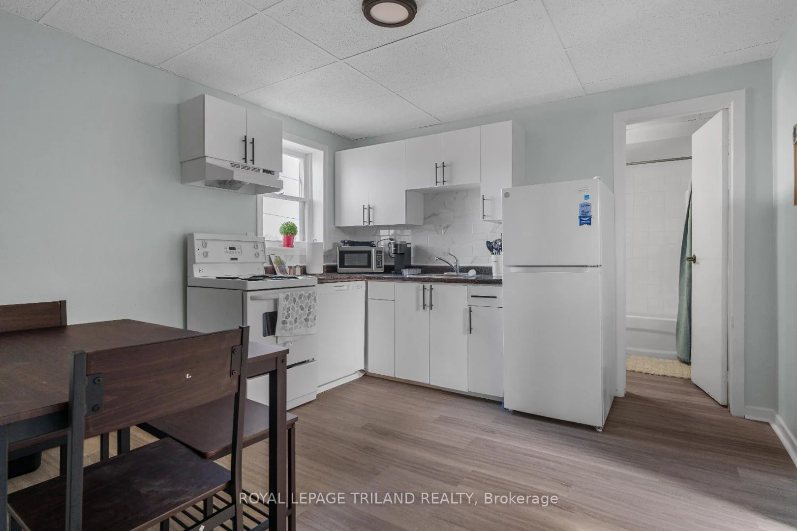 Photo 10 of Unit 2, 469 Grey Street, London, East K — HOMEH