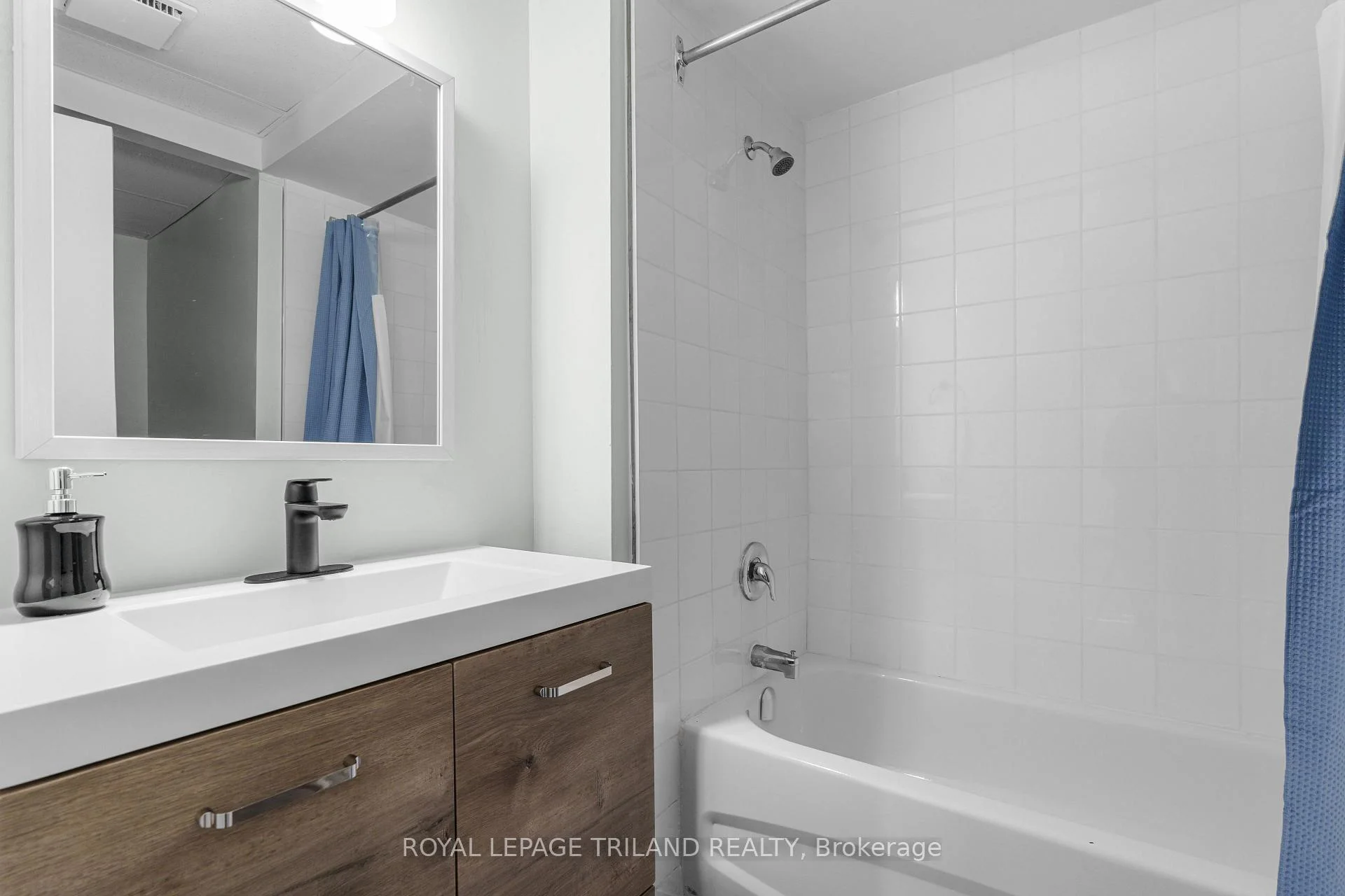 Photo 22 of Unit 2, 469 Grey Street, London, East K — HOMEH
