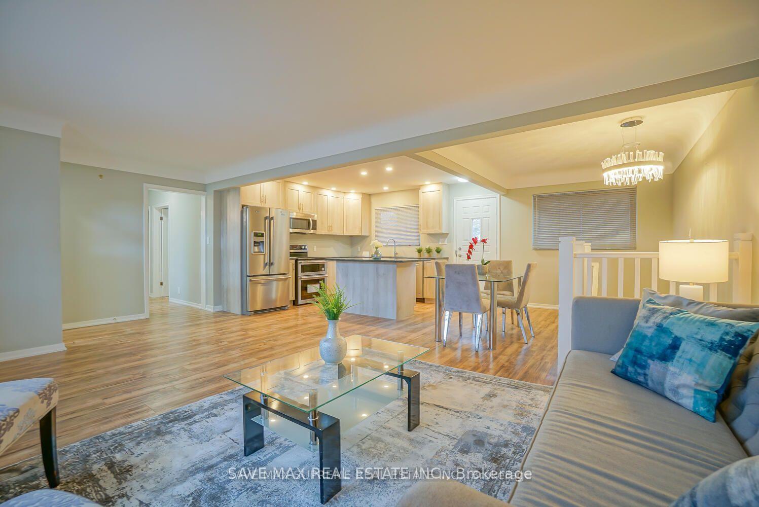 Photo 7 of 7631 Wayne Street, Niagara Falls, Ascot — HOMEH