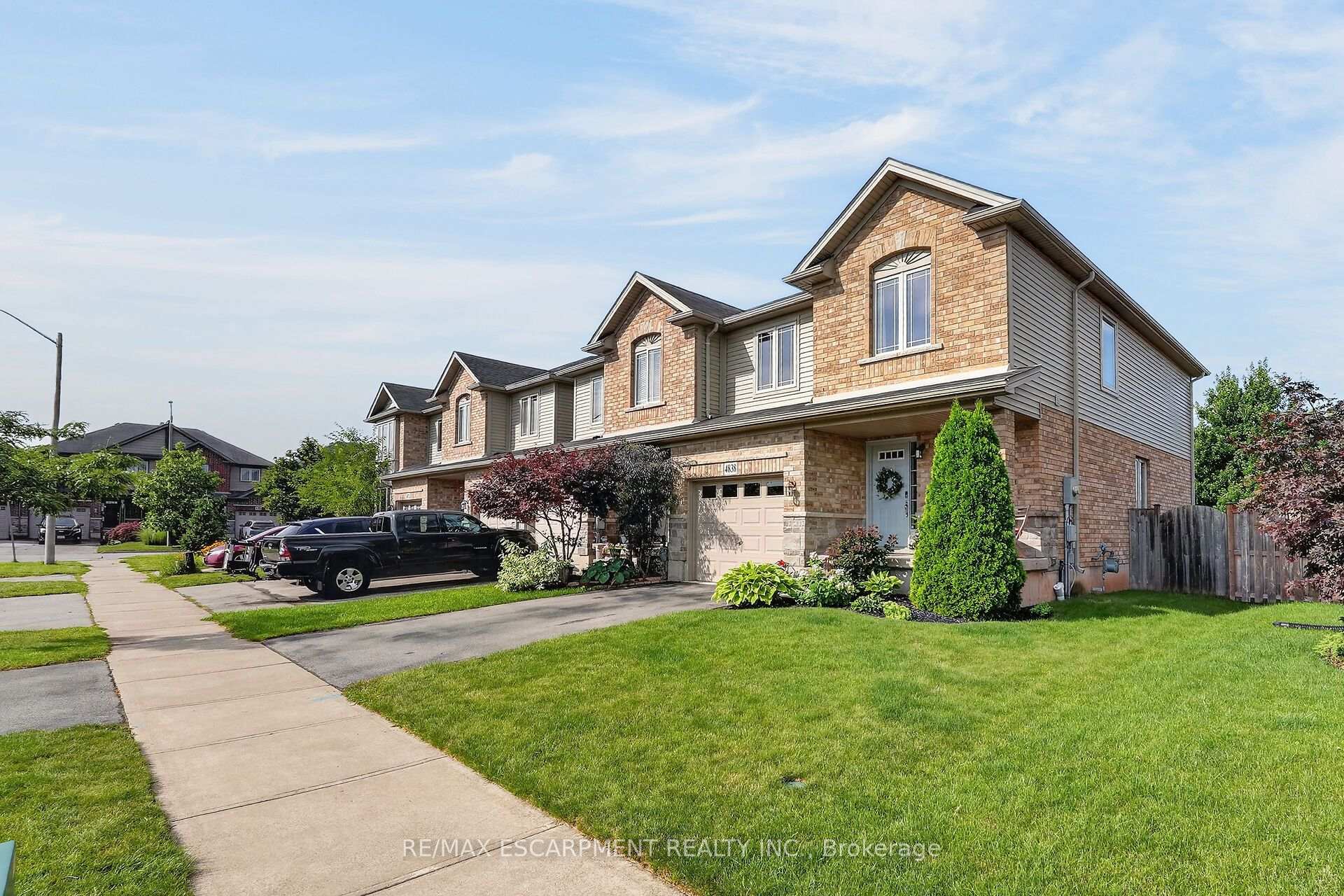 Photo 3 of 4838 Adam Court, Lincoln, Beamsville — HOMEH