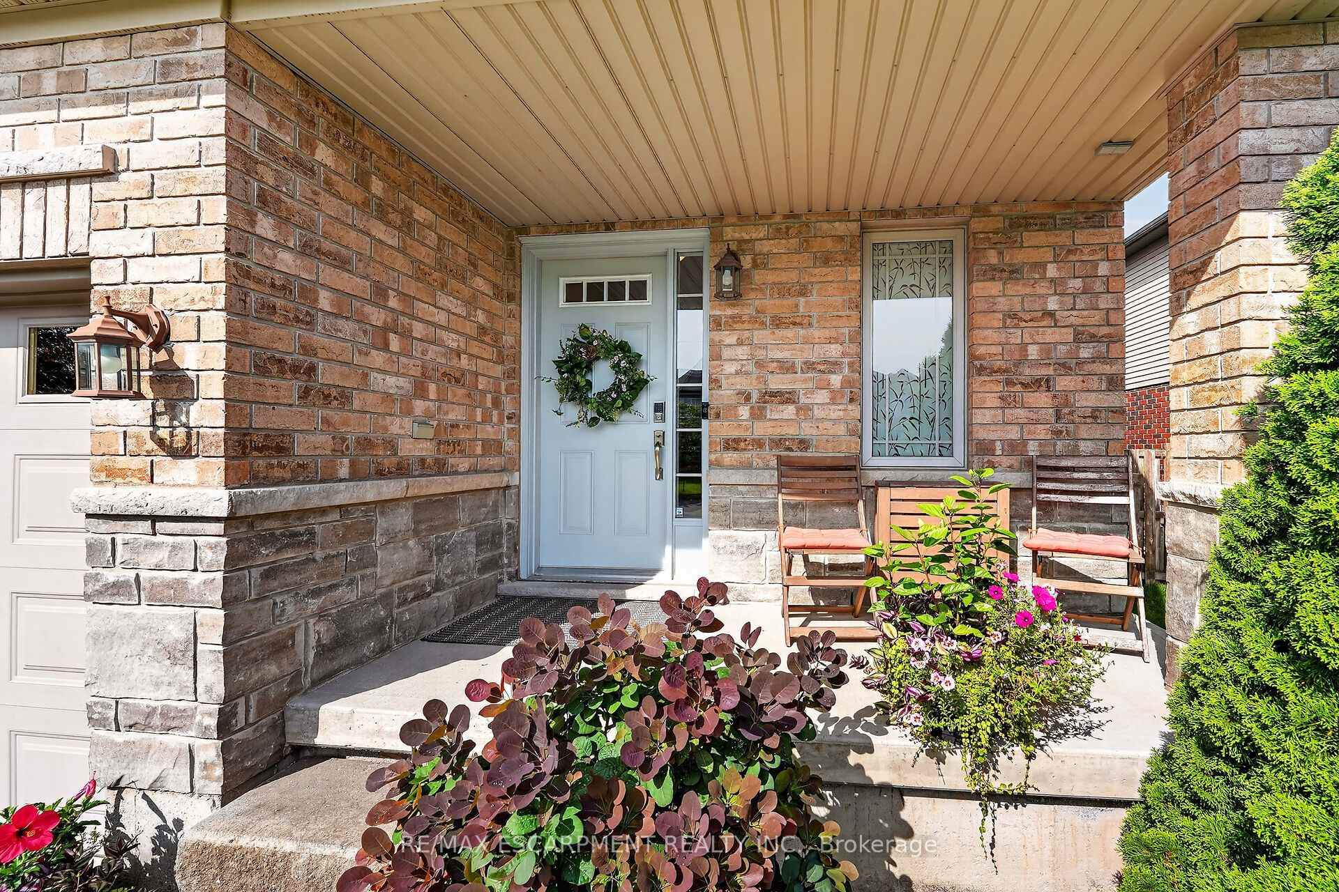 Photo 5 of 4838 Adam Court, Lincoln, Beamsville — HOMEH