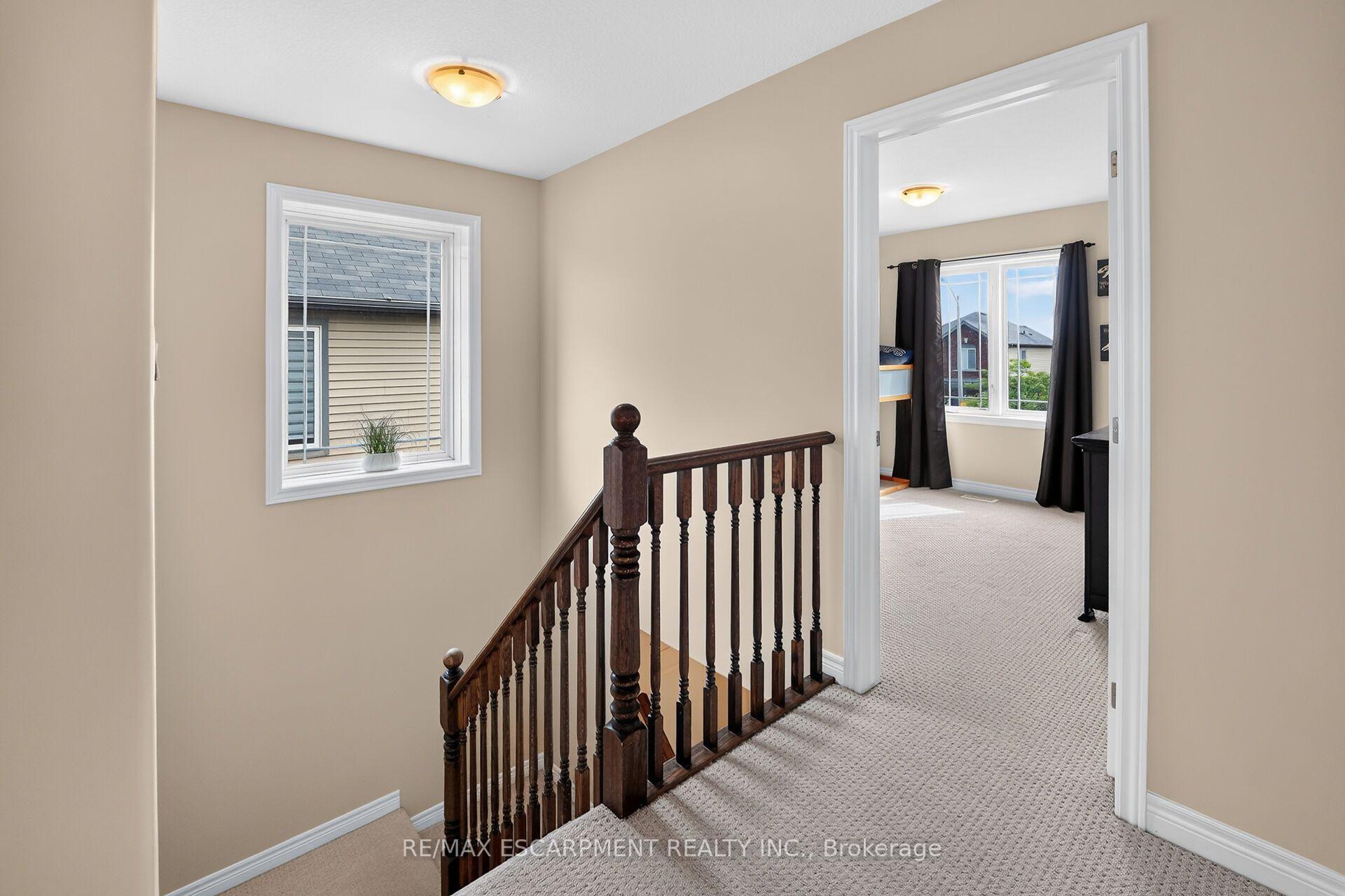 Photo 20 of 4838 Adam Court, Lincoln, Beamsville — HOMEH