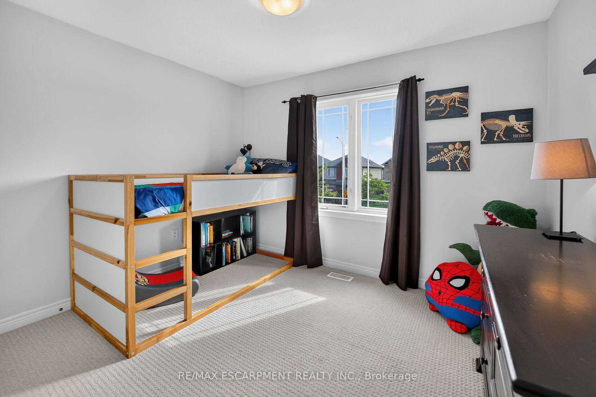 Photo 34 of 4838 Adam Court, Lincoln, Beamsville — HOMEH