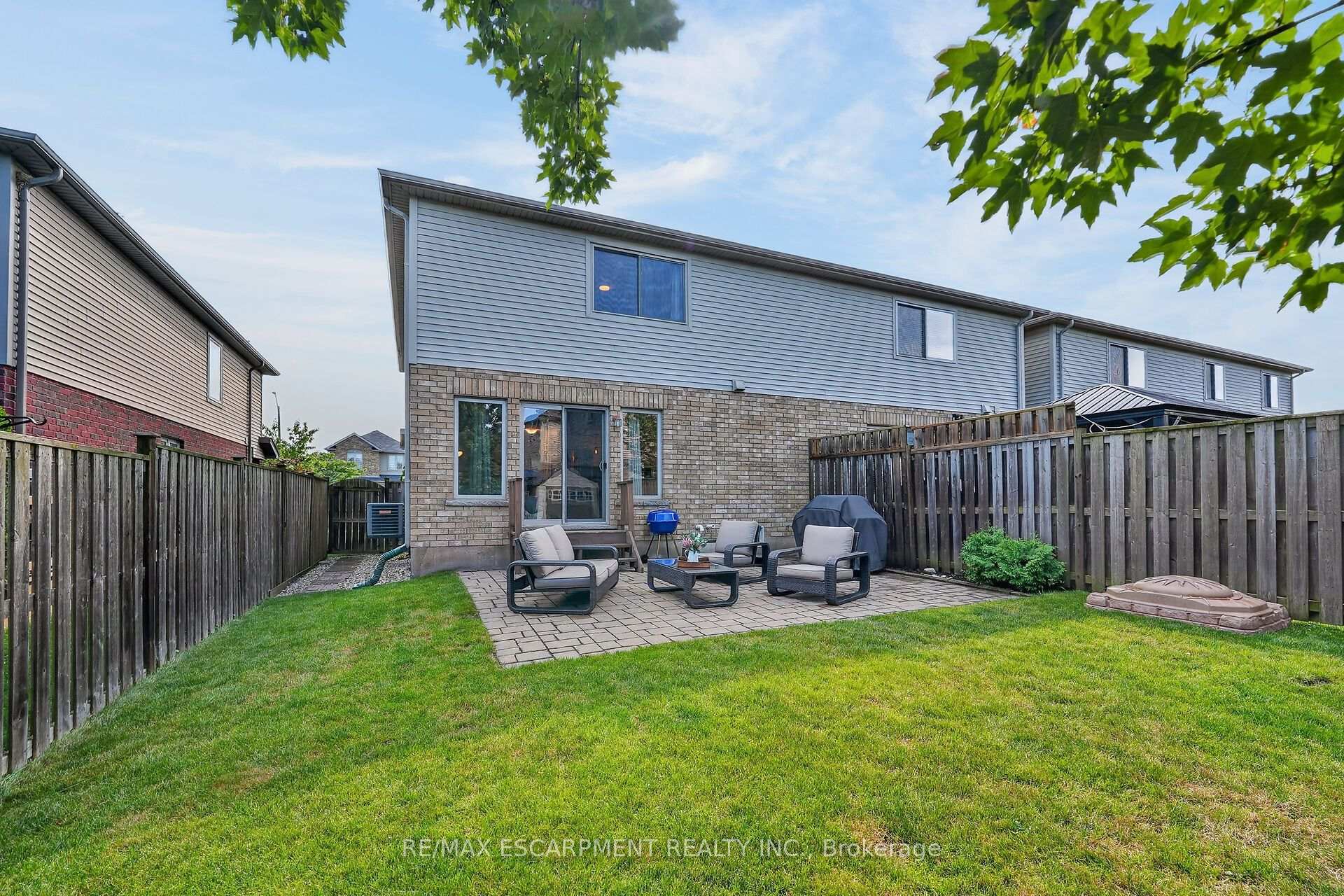 Photo 38 of 4838 Adam Court, Lincoln, Beamsville — HOMEH
