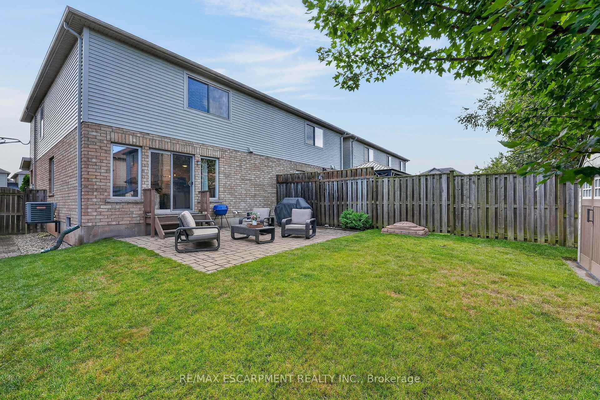 Photo 41 of 4838 Adam Court, Lincoln, Beamsville — HOMEH