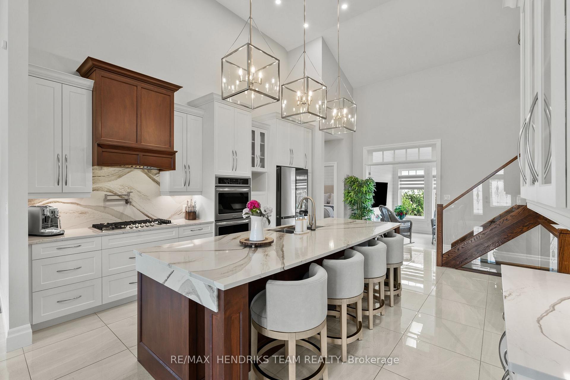 Photo 11 of 5B Wilholme Drive, St. Catharines, Grapeview — HOMEH