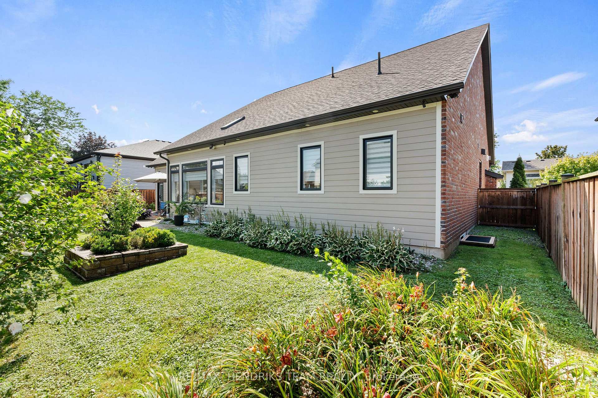 Photo 40 of 5B Wilholme Drive, St. Catharines, Grapeview — HOMEH