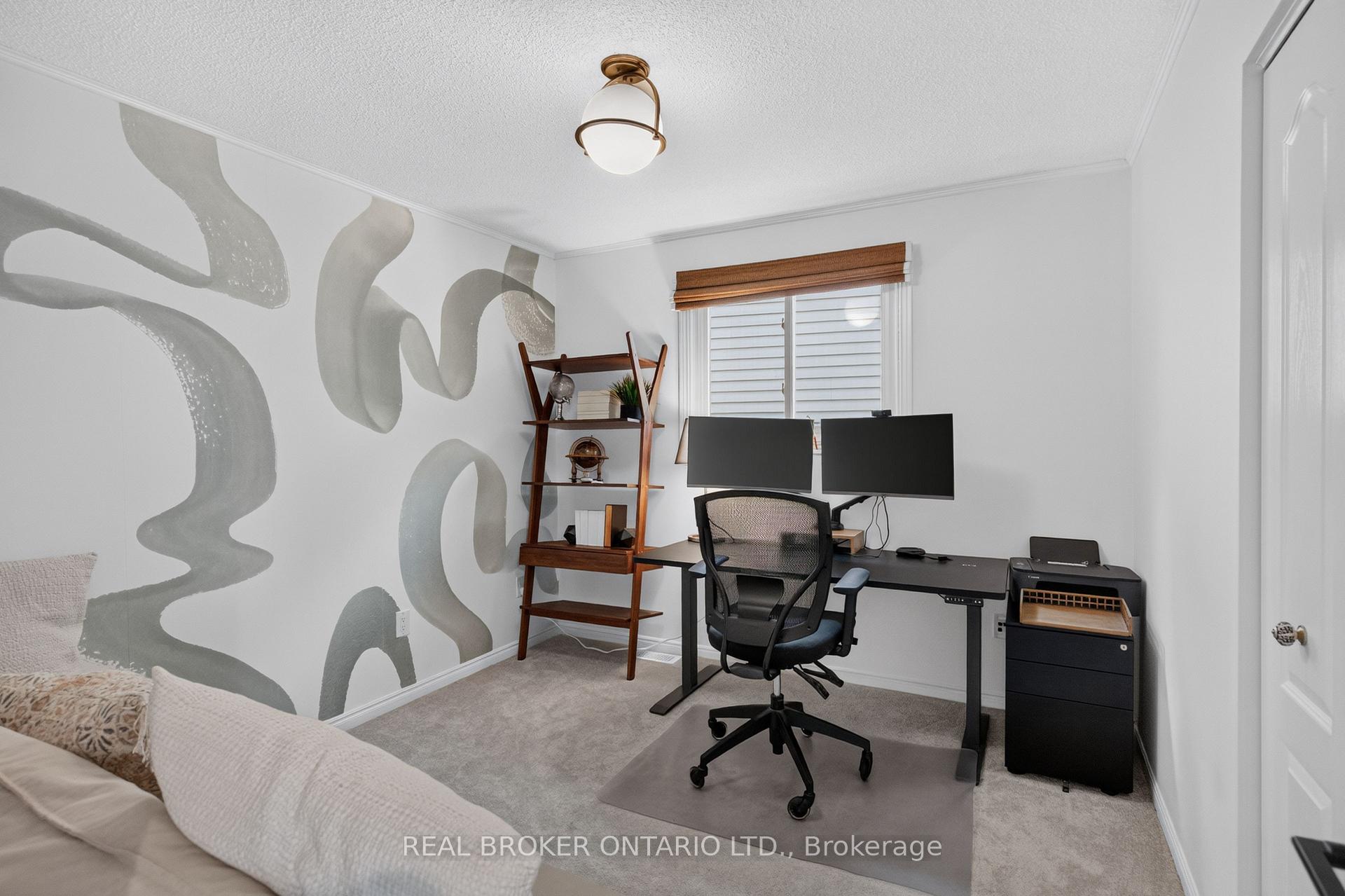 Photo 21 of 171 Golfwood Drive, Hamilton, Gurnett — HOMEH