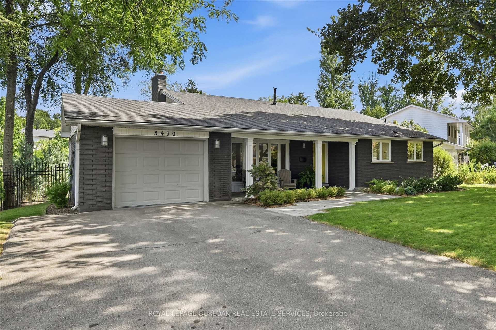 Photo 3 of 3430 Regal Road, Burlington, Roseland — HOMEH