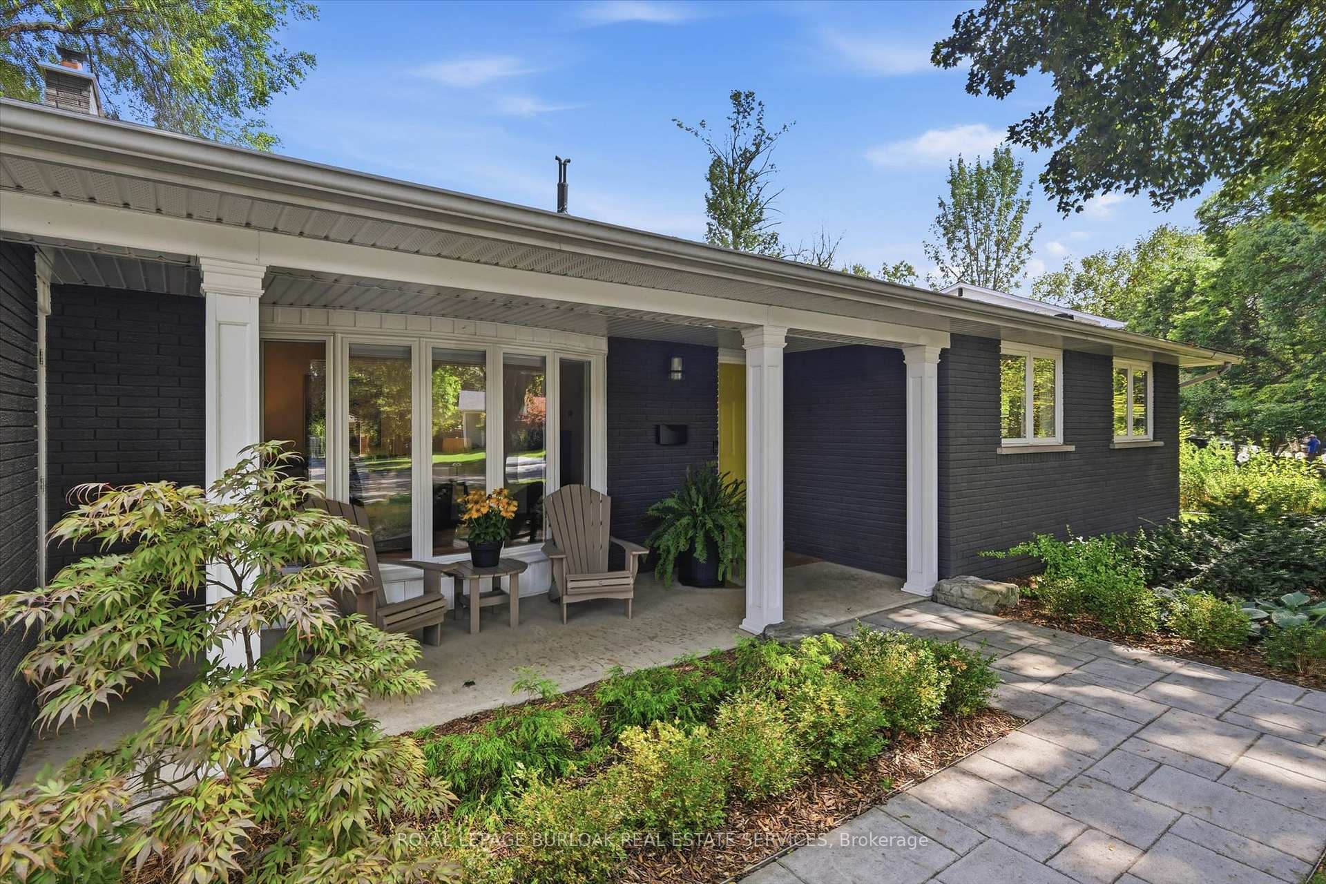 Photo 4 of 3430 Regal Road, Burlington, Roseland — HOMEH
