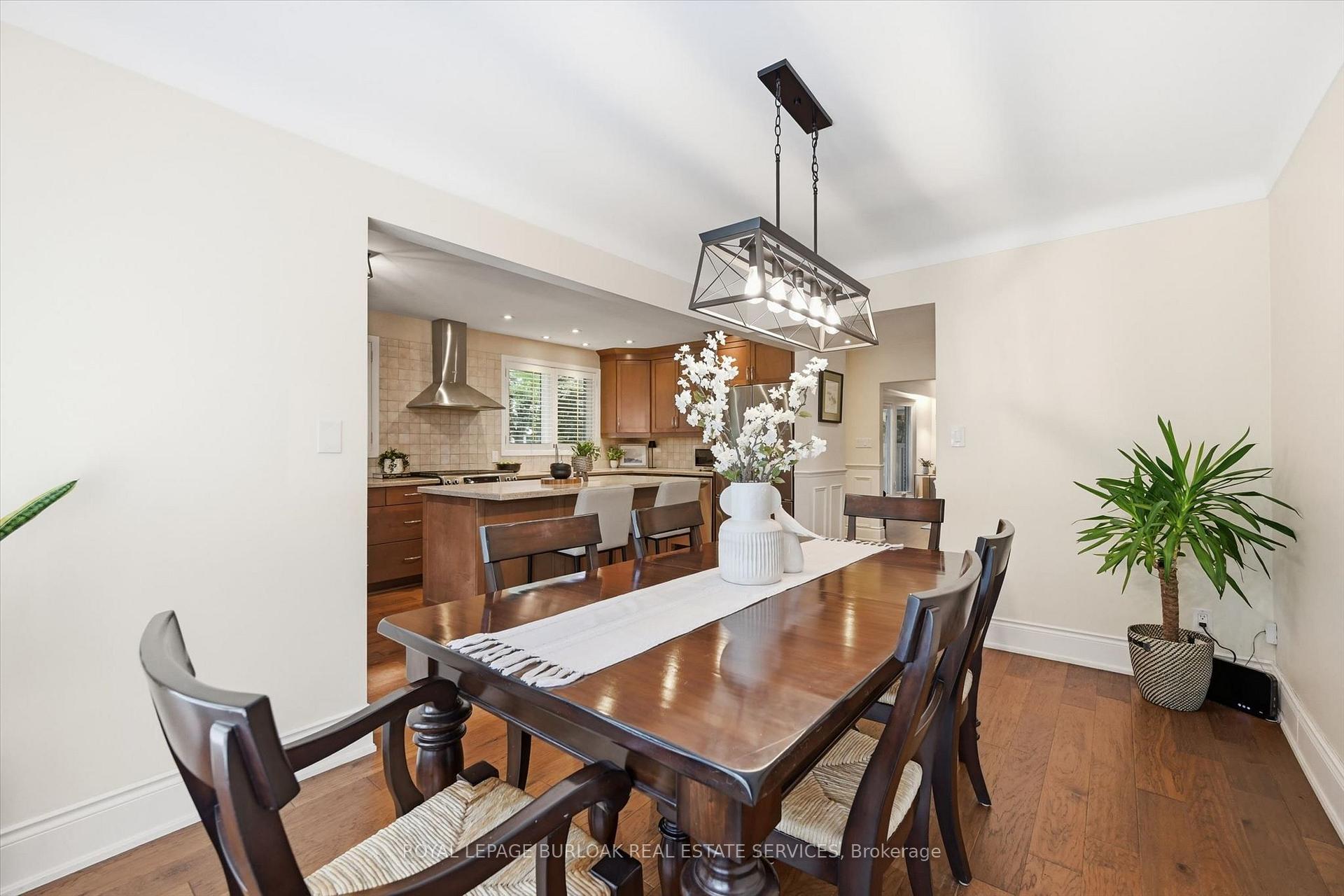 Photo 15 of 3430 Regal Road, Burlington, Roseland — HOMEH