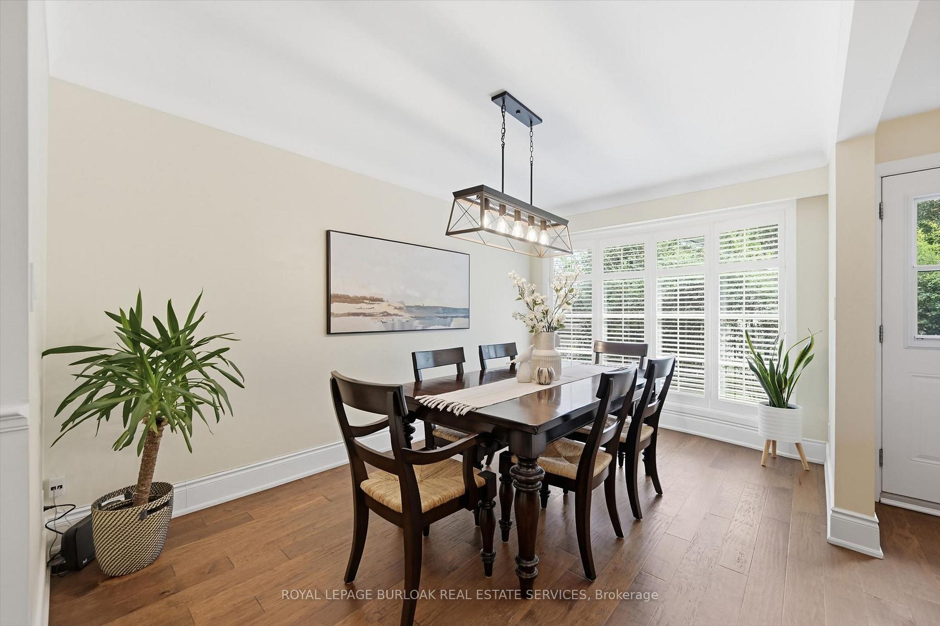 Photo 14 of 3430 Regal Road, Burlington, Roseland — HOMEH