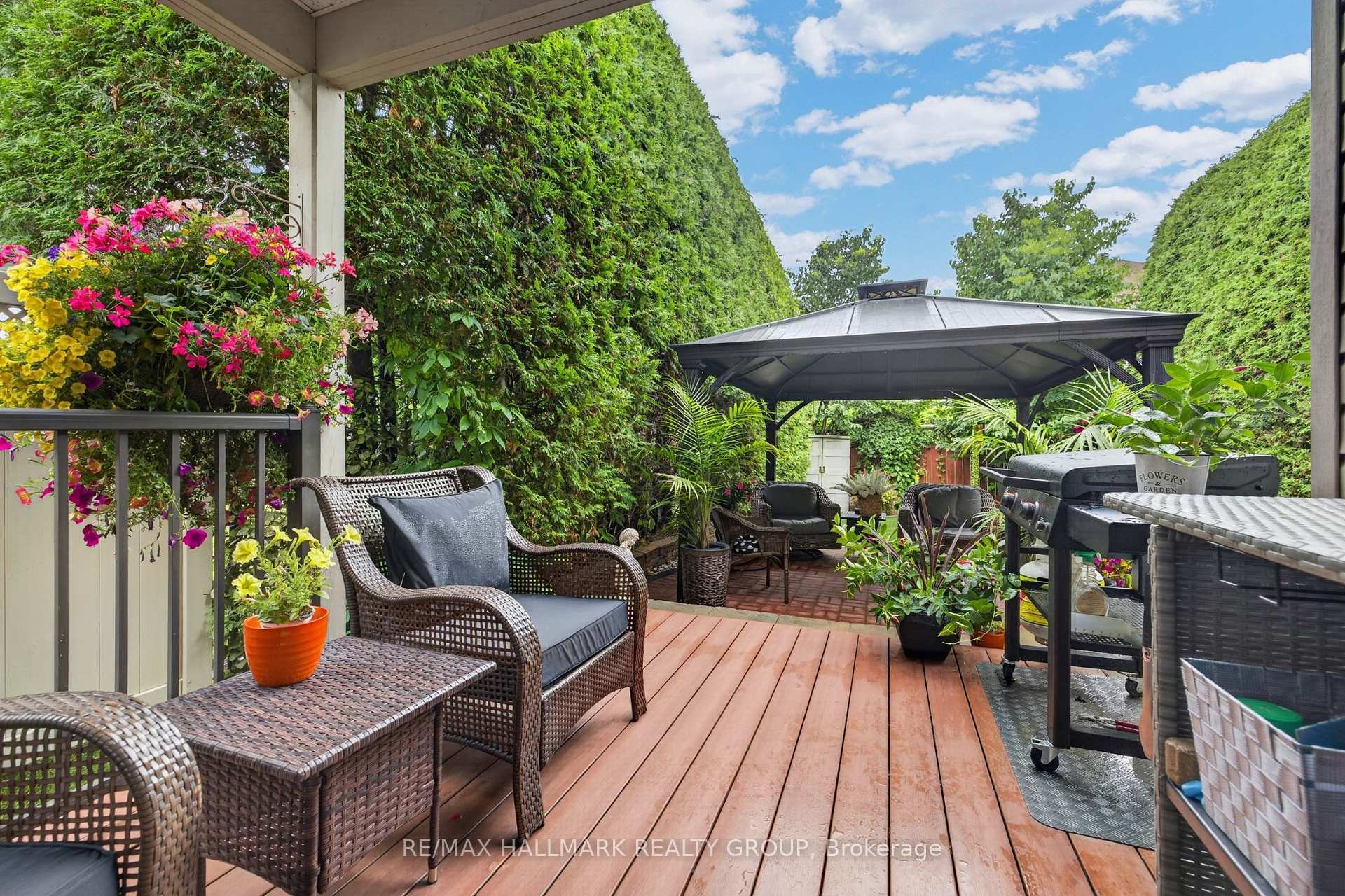 Photo 38 of 139 Castle Glen Crescent, Ottawa, Kanata - Glencairn/Hazeldean — HOMEH