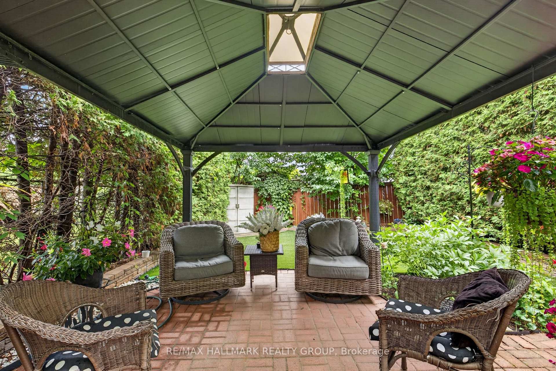 Photo 40 of 139 Castle Glen Crescent, Ottawa, Kanata - Glencairn/Hazeldean — HOMEH