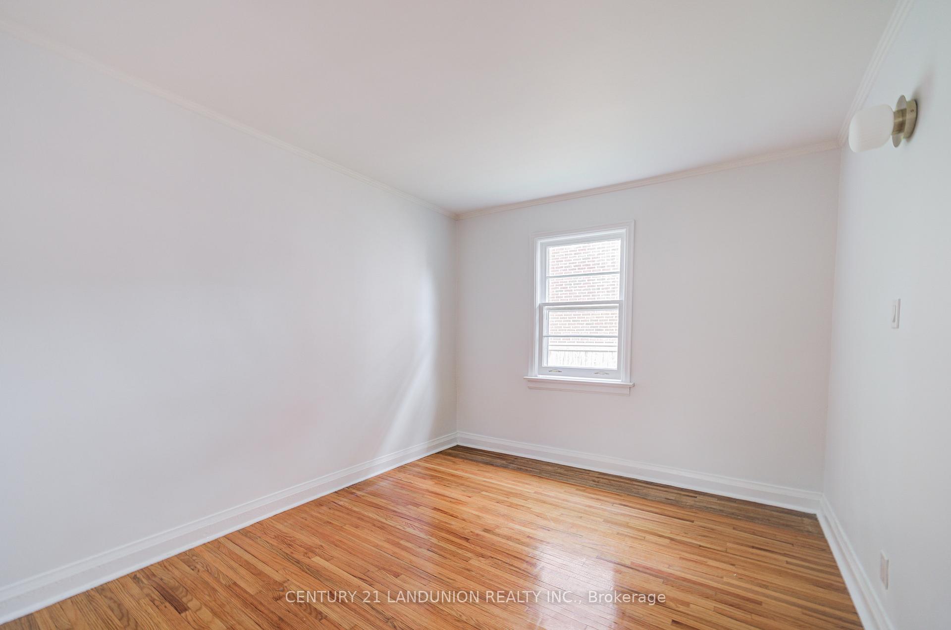 Photo 22 of 200 Elmhurst Avenue, North York, Lansing-Westgate — HOMEH