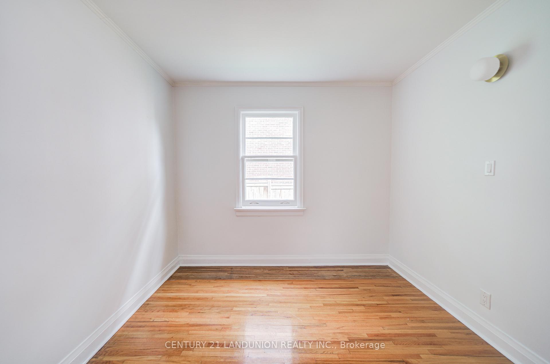 Photo 23 of 200 Elmhurst Avenue, North York, Lansing-Westgate — HOMEH